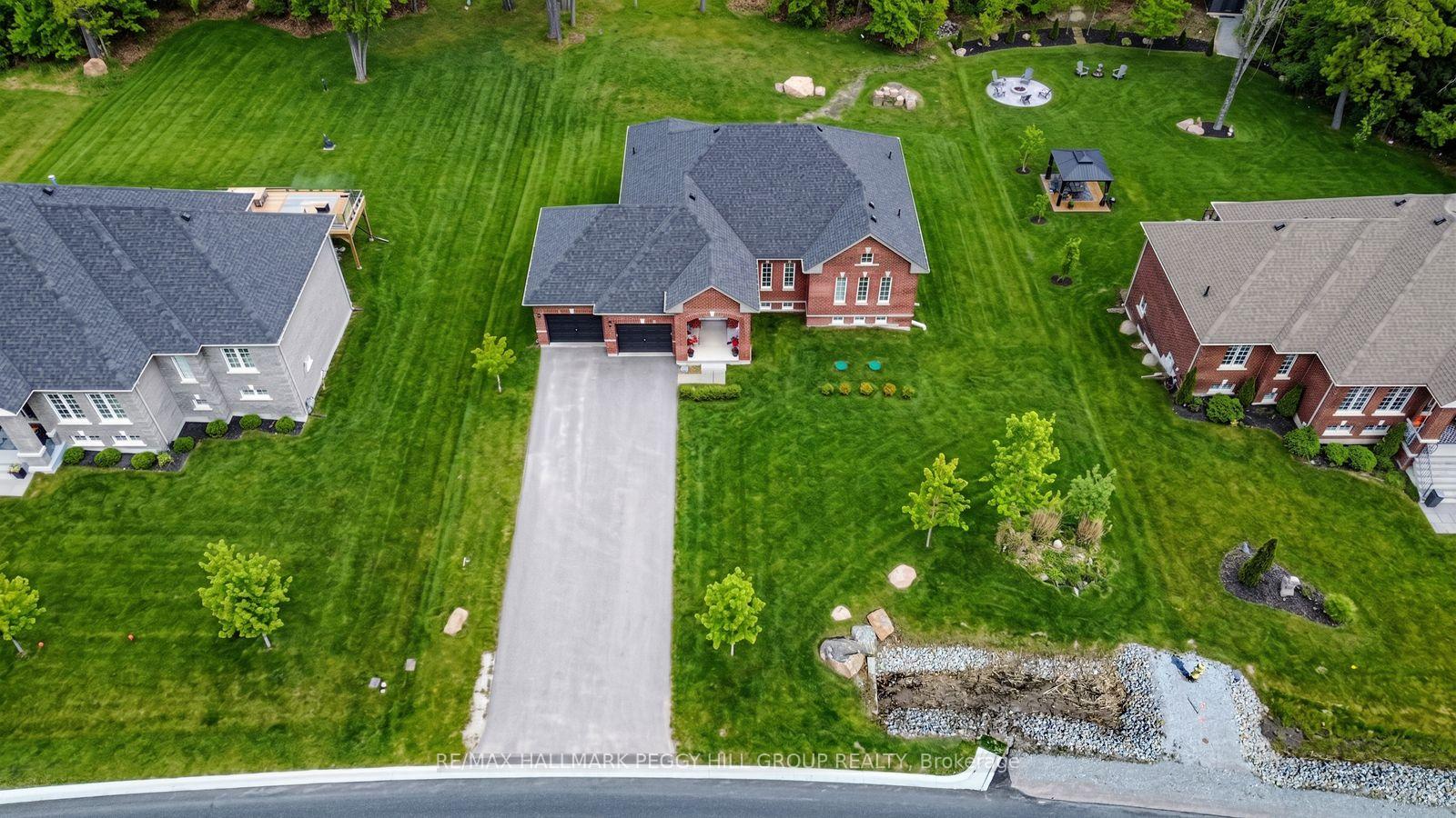 Photo 2 of 82 Diamond Valley Drive, Oro-Medonte, Sugarbush — HOMEH