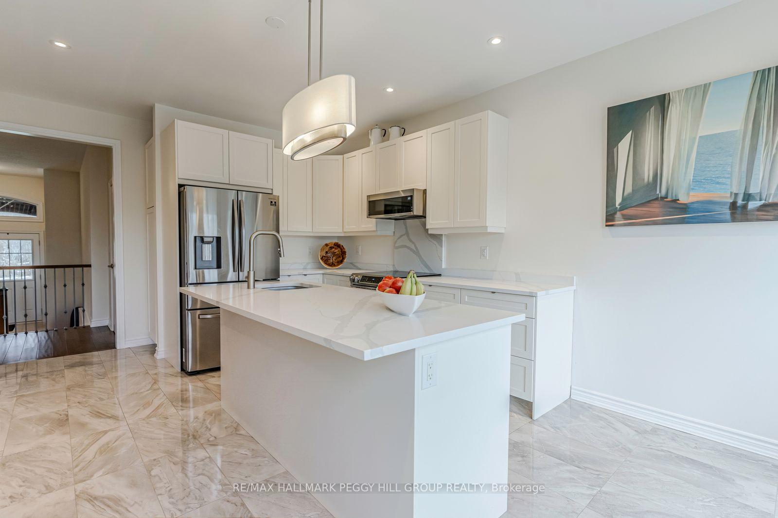 Photo 5 of 82 Diamond Valley Drive, Oro-Medonte, Sugarbush — HOMEH