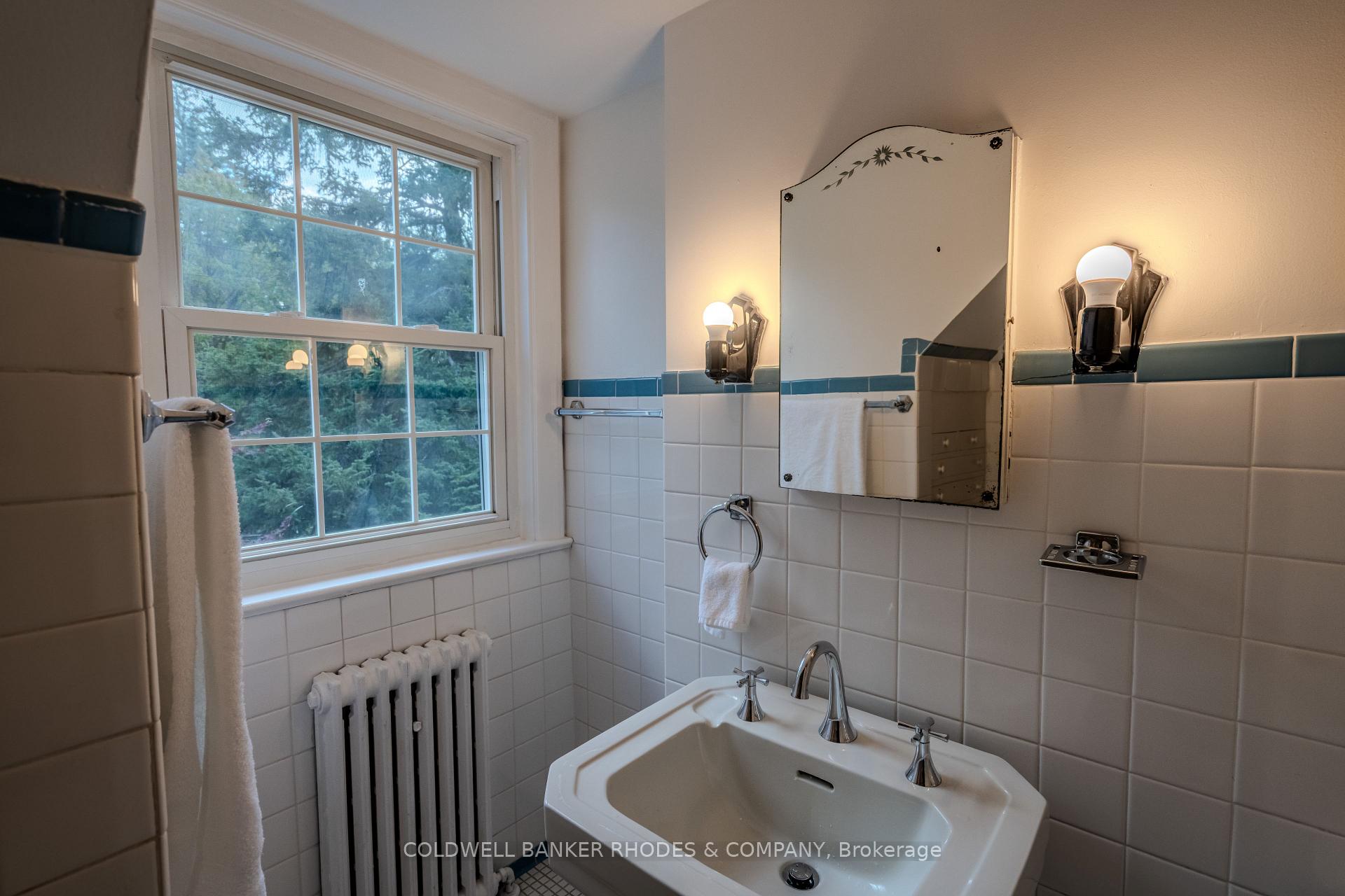 Photo 24 of 495 Lansdowne Road N, Ottawa, Rockcliffe — HOMEH