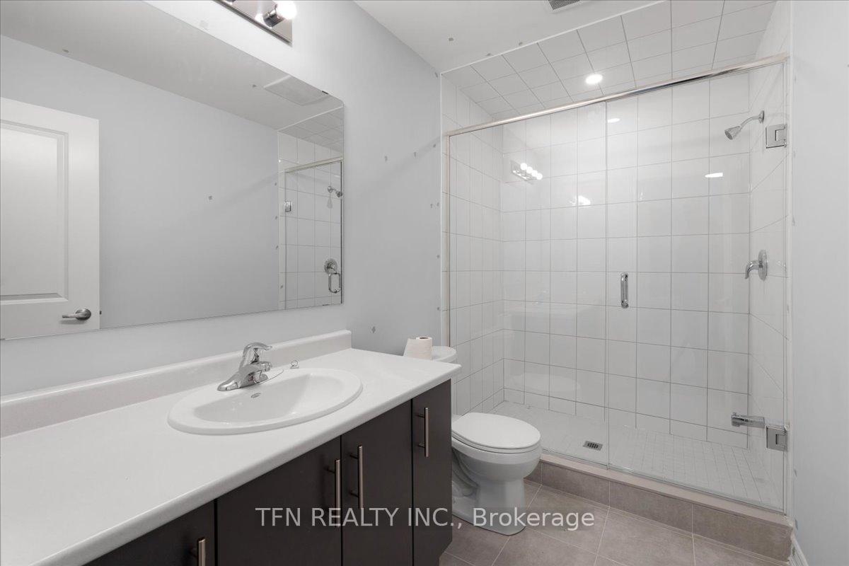 Photo 12 of 77 Winters Crescent N, Collingwood — HOMEH