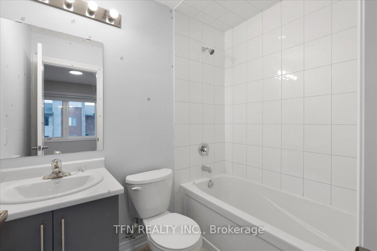 Photo 14 of 77 Winters Crescent N, Collingwood — HOMEH