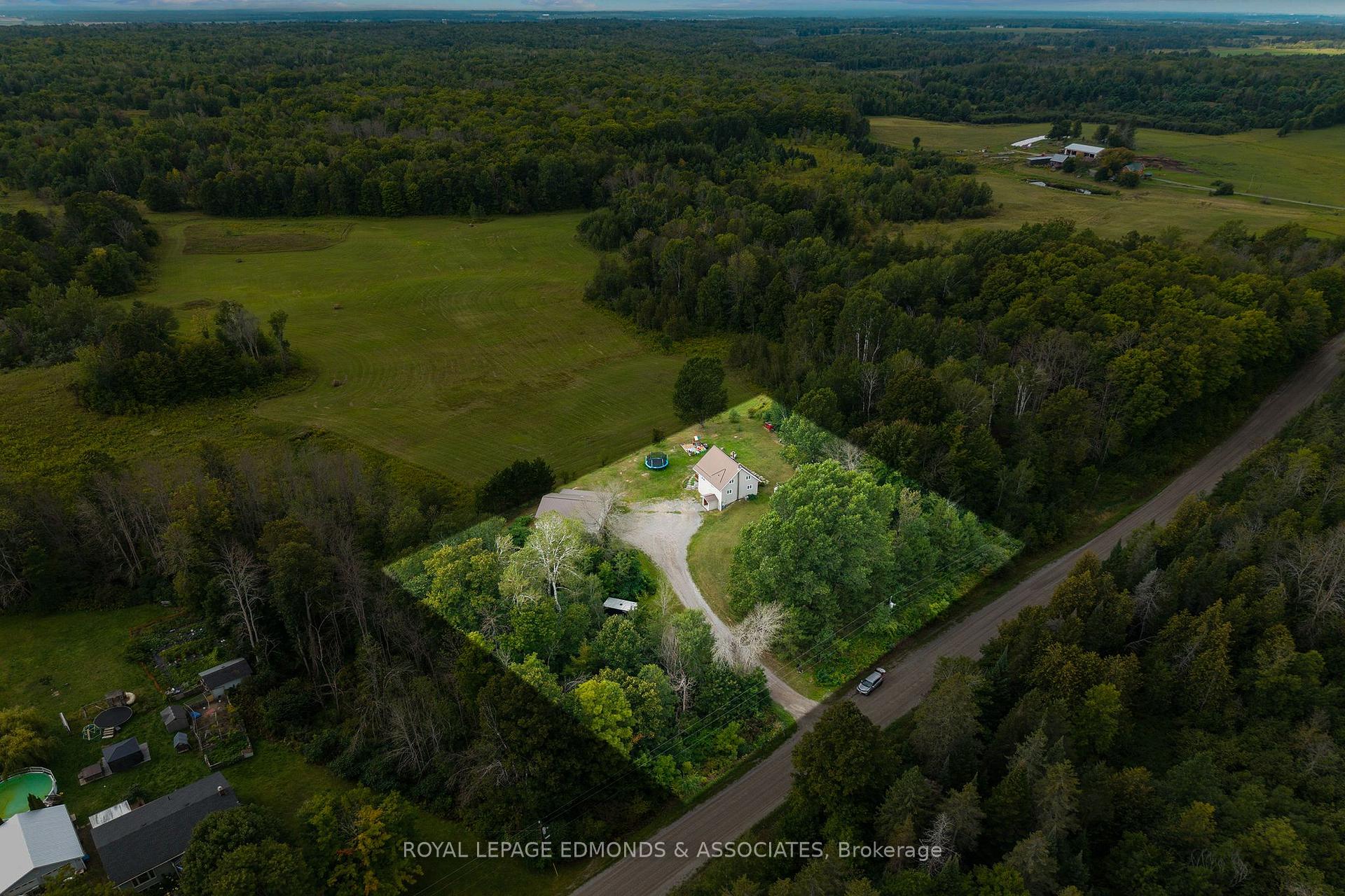 Photo 3 of 135 Behm Line, Admaston/Bromley, Admaston/Bromley — HOMEH