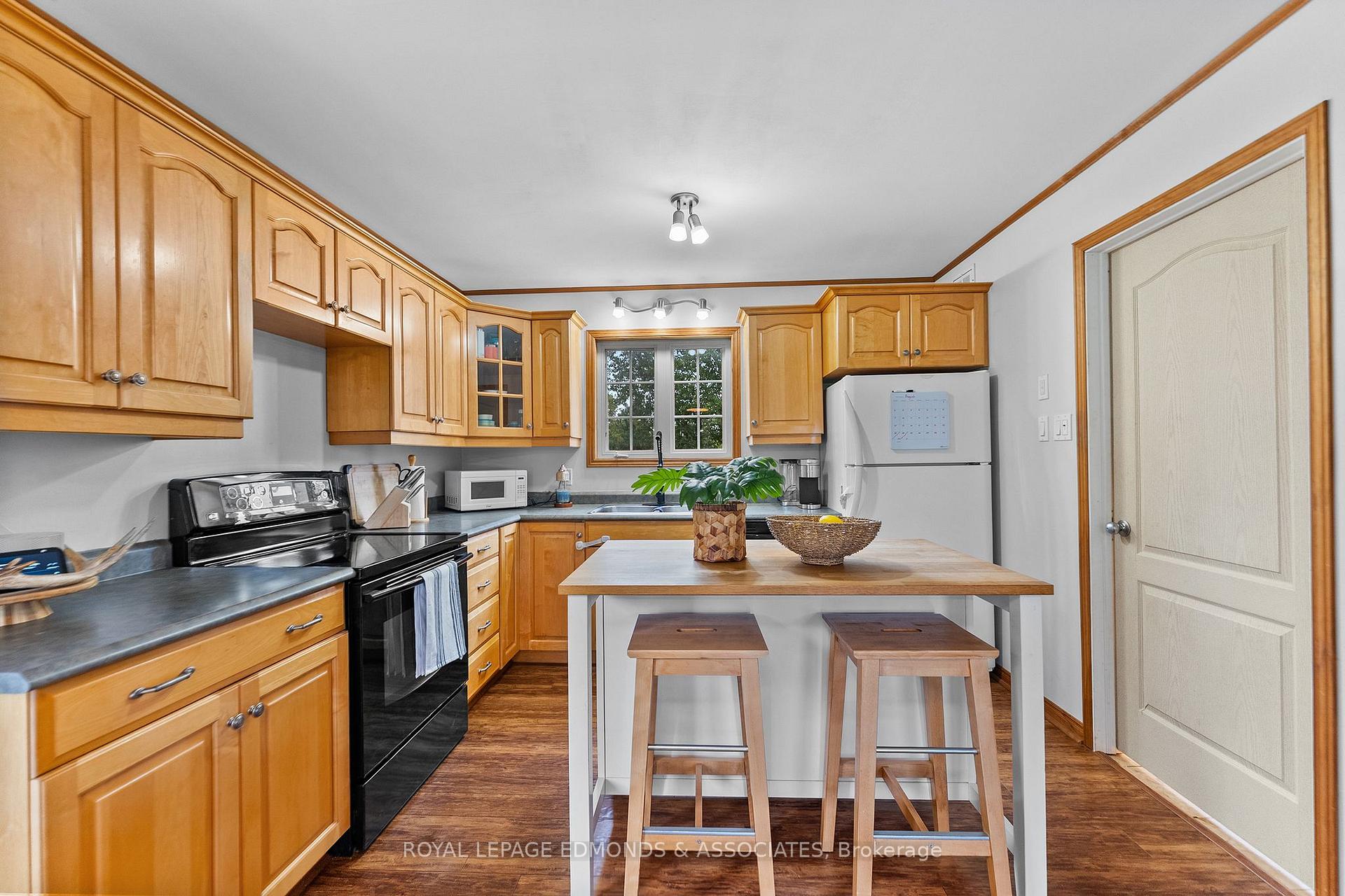 Photo 11 of 135 Behm Line, Admaston/Bromley, Admaston/Bromley — HOMEH
