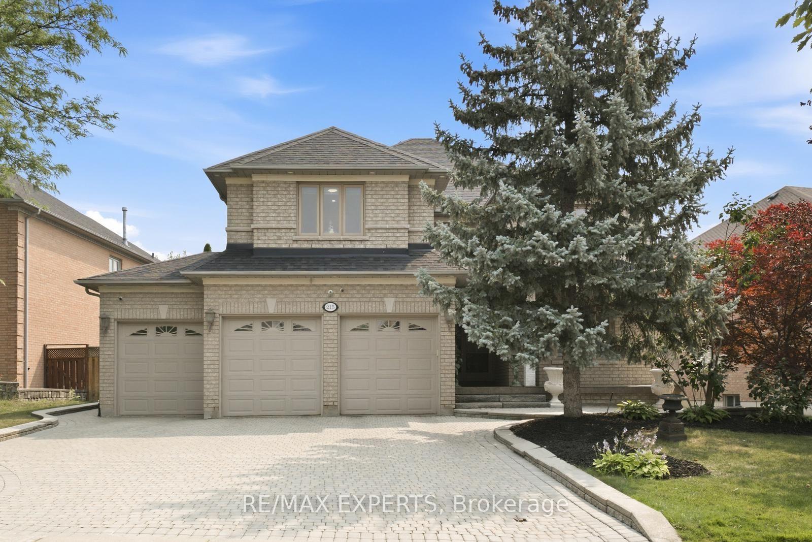 Photo 3 of 215 Velmar Drive, Vaughan, East Woodbridge — HOMEH