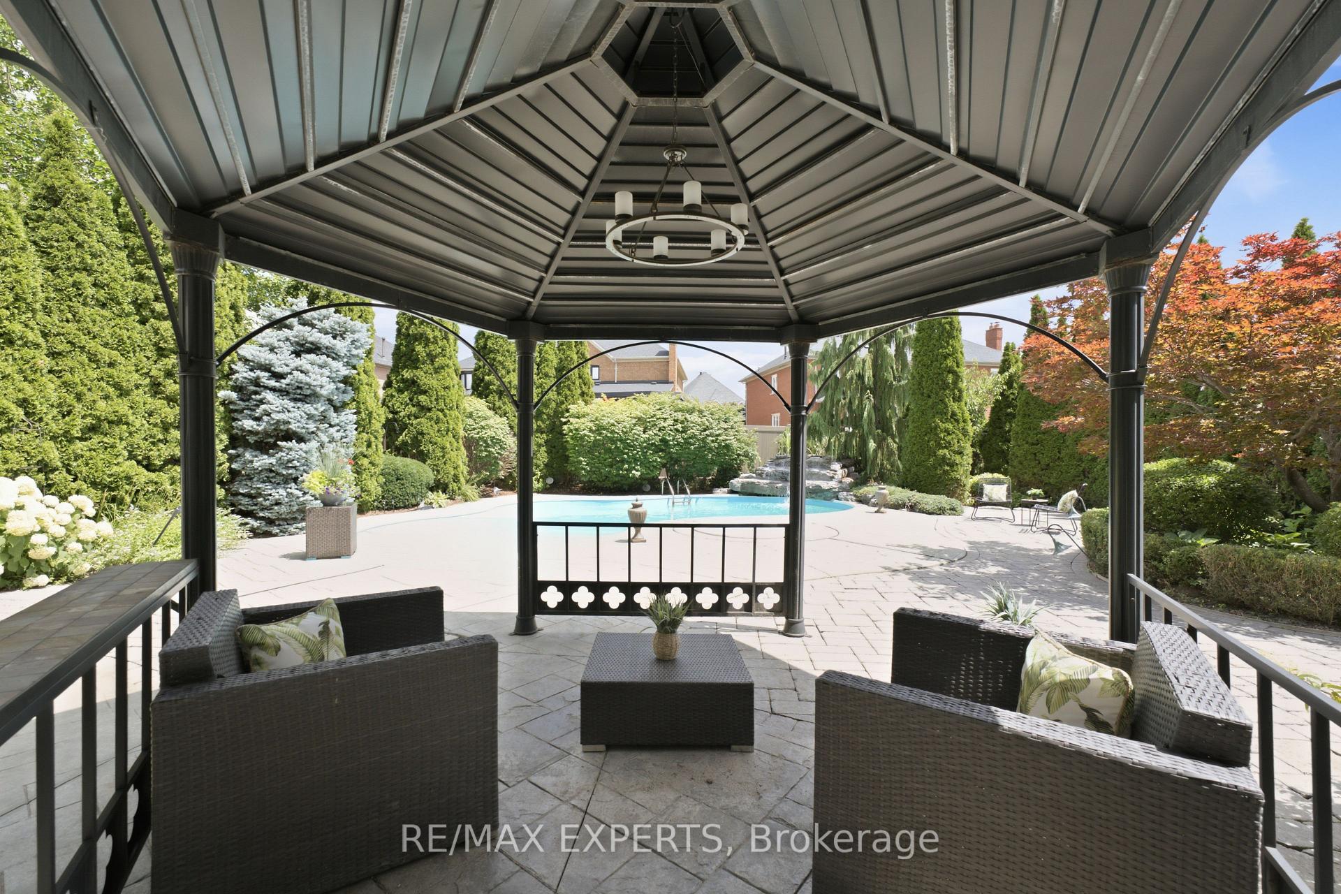Photo 45 of 215 Velmar Drive, Vaughan, East Woodbridge — HOMEH