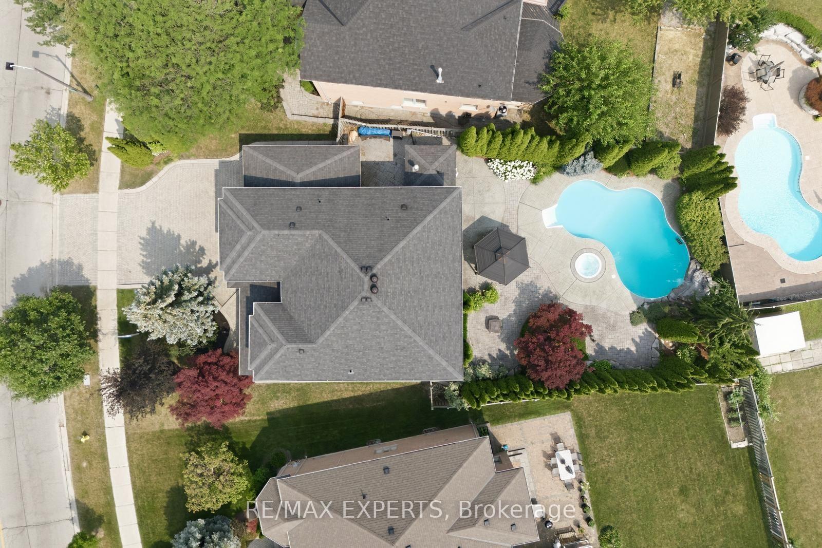 Photo 48 of 215 Velmar Drive, Vaughan, East Woodbridge — HOMEH