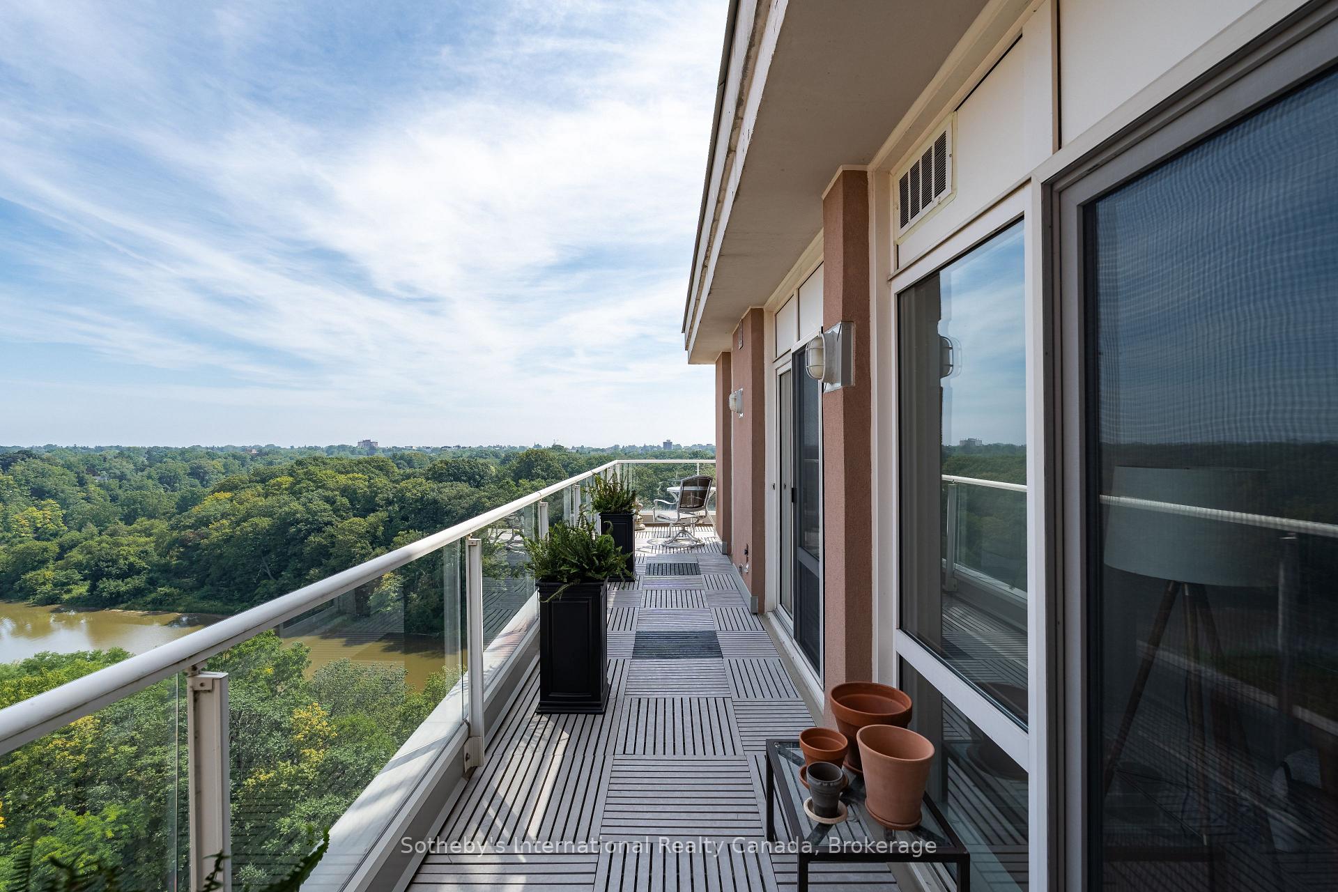 Photo 3 of Unit 901, 50 Old Mill Road, Oakville, Old Oakville — HOMEH