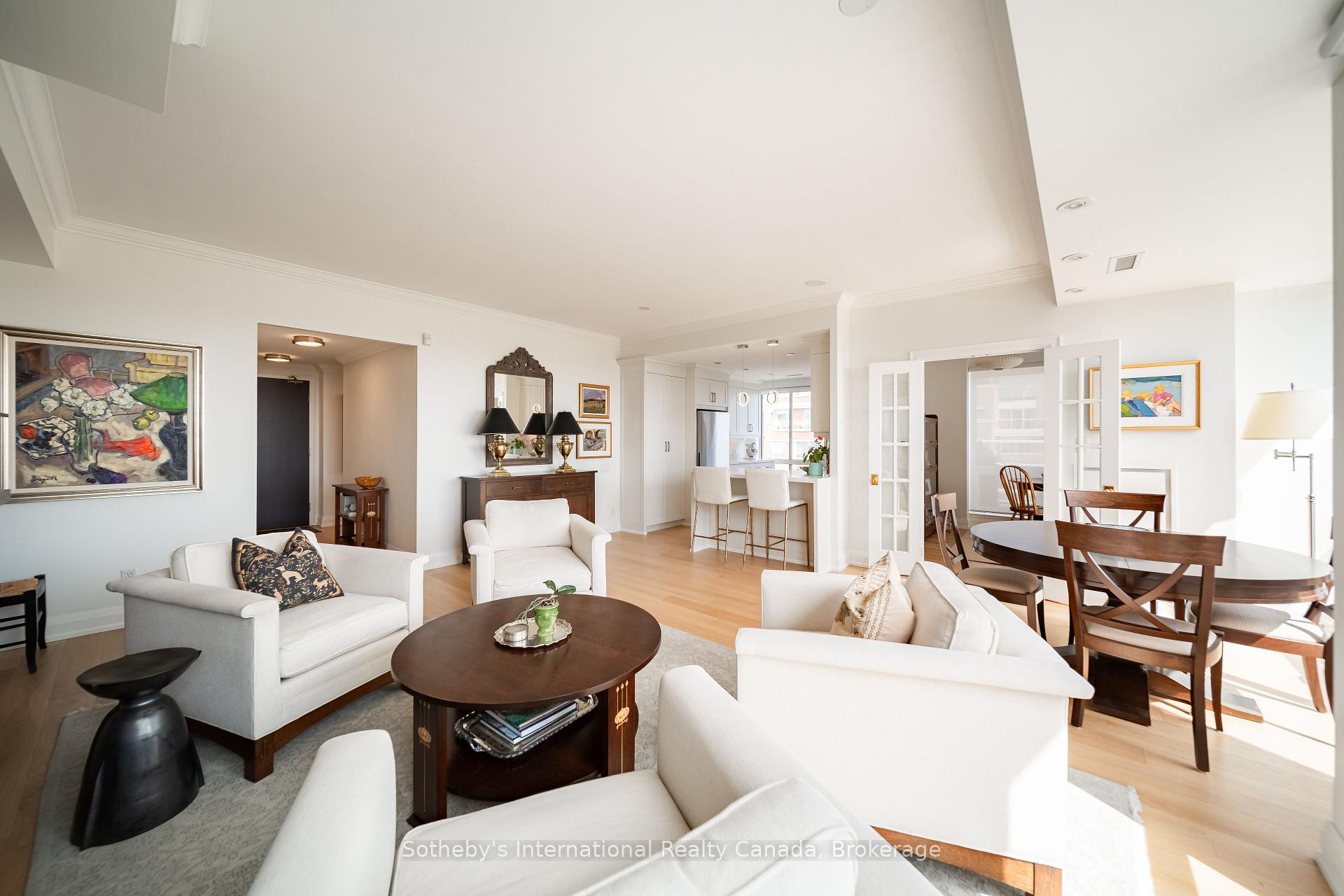 Photo 13 of Unit 901, 50 Old Mill Road, Oakville, Old Oakville — HOMEH