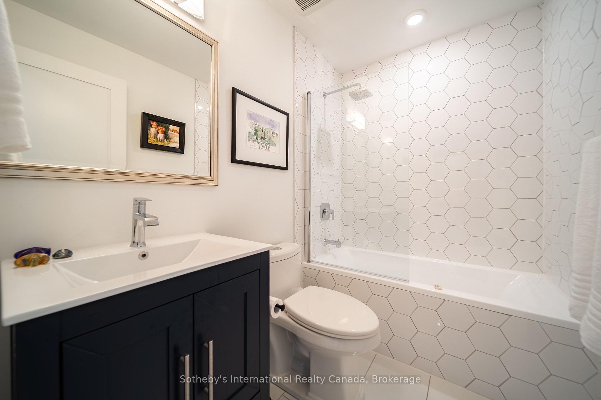Photo 25 of Unit 901, 50 Old Mill Road, Oakville, Old Oakville — HOMEH