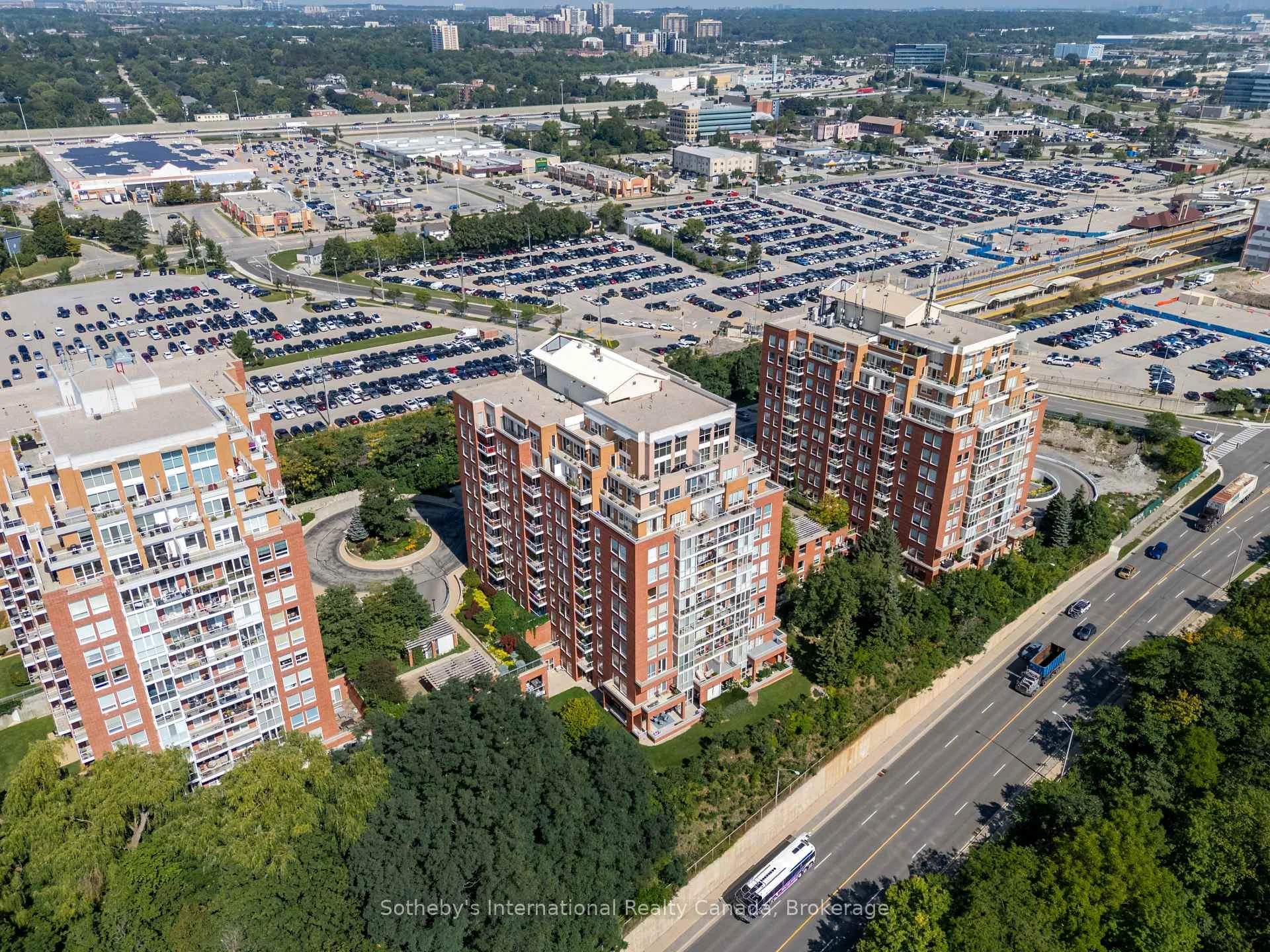 Photo 57 of Unit 901, 50 Old Mill Road, Oakville, Old Oakville — HOMEH