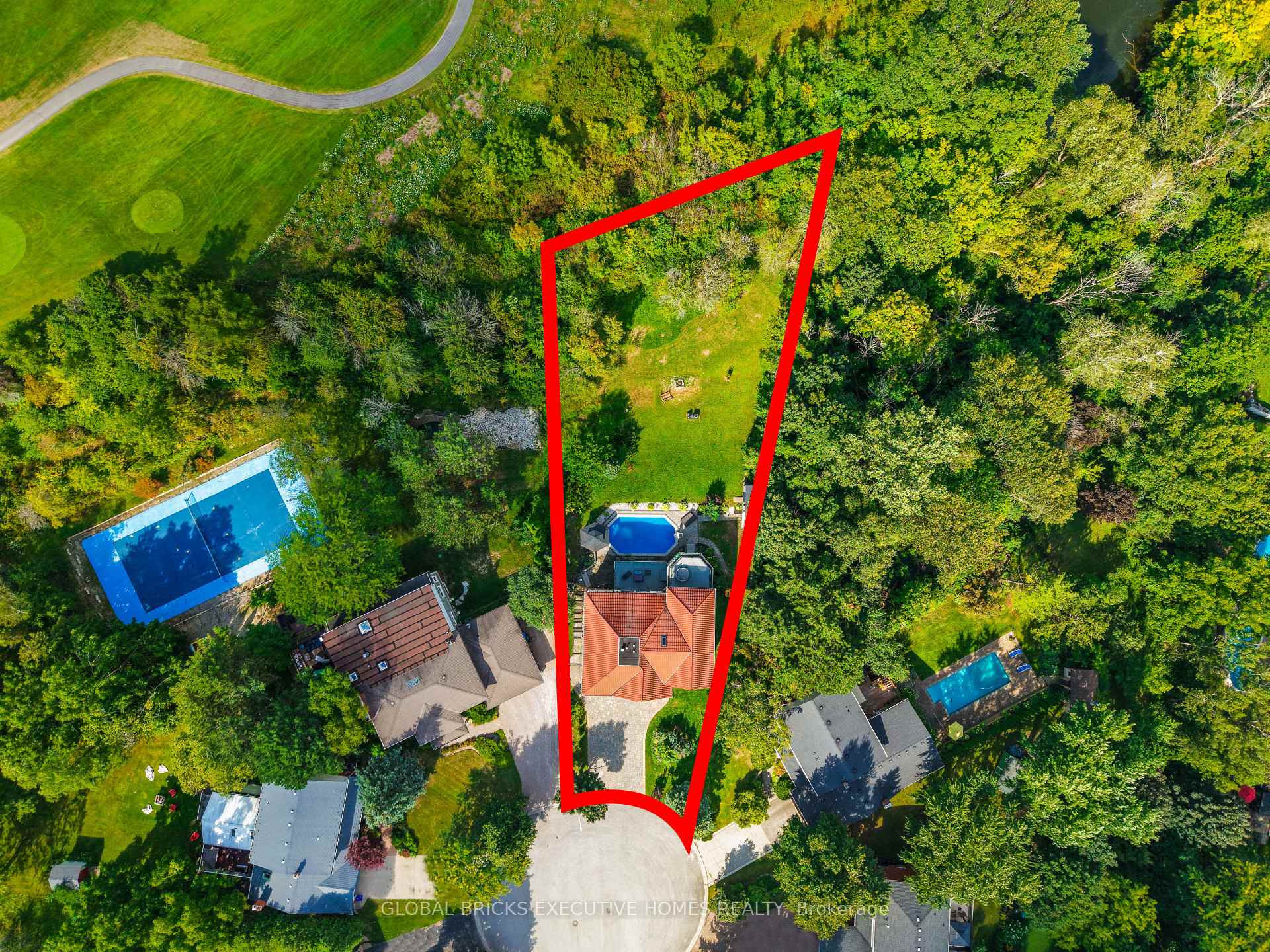 Photo 2 of 2169 Bonfield Court, Burlington, Tyandaga — HOMEH
