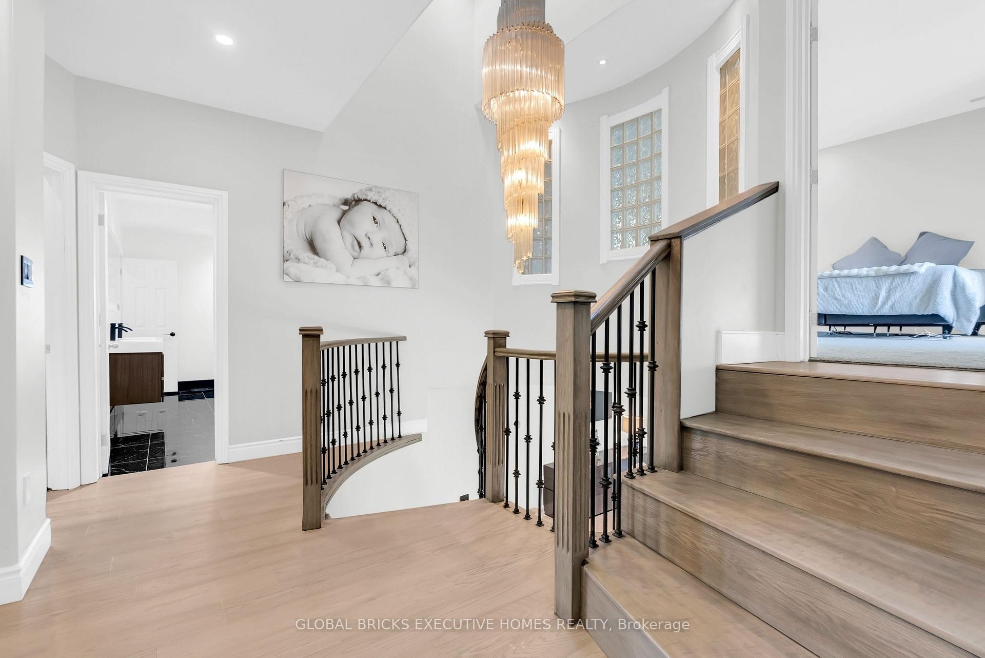 Photo 17 of 2169 Bonfield Court, Burlington, Tyandaga — HOMEH