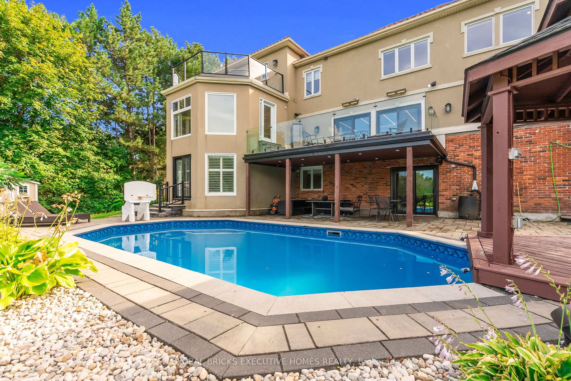 Photo 39 of 2169 Bonfield Court, Burlington, Tyandaga — HOMEH