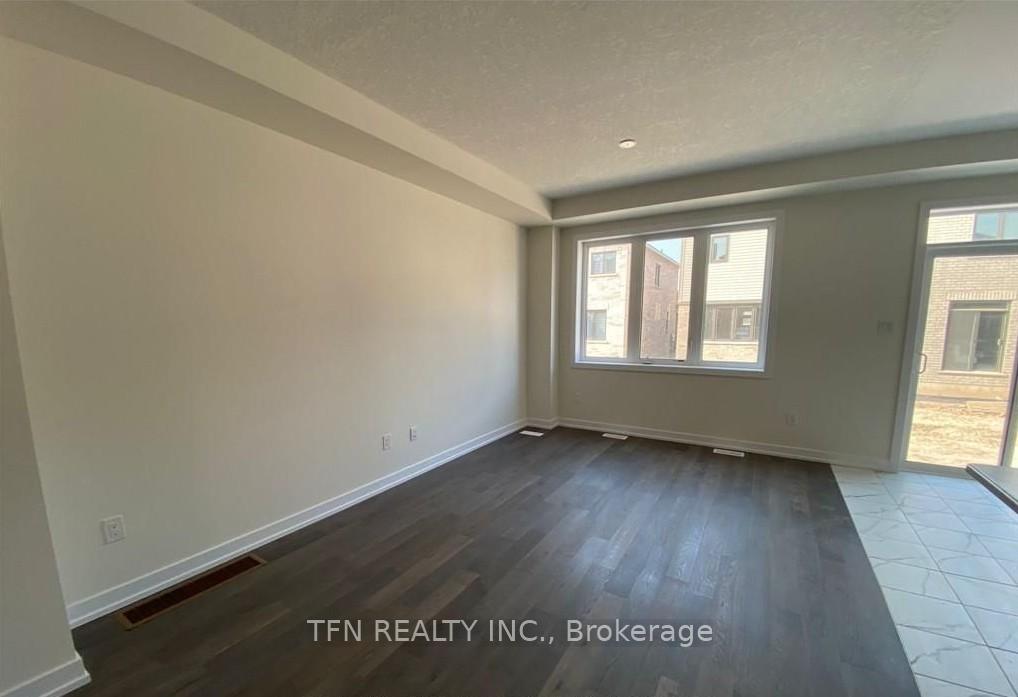 Photo 3 of 18 Monteith Drive, Brantford, Empire — HOMEH