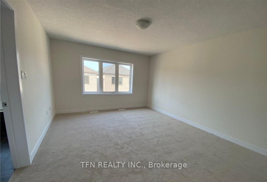 Photo 5 of 18 Monteith Drive, Brantford, Empire — HOMEH