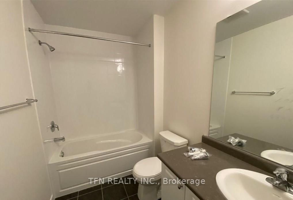 Photo 11 of 18 Monteith Drive, Brantford, Empire — HOMEH