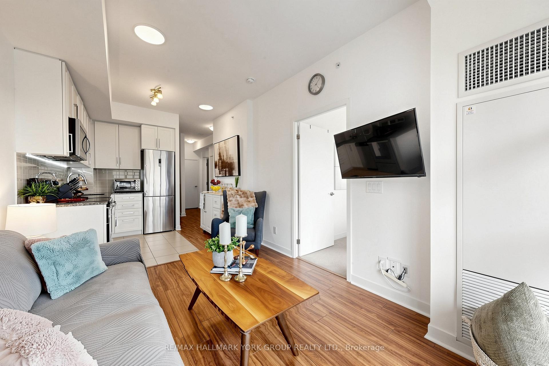 Photo 7 of Unit 612, 840 Queen's Plate Drive, Etobicoke, West Humber-Clairville — HOMEH