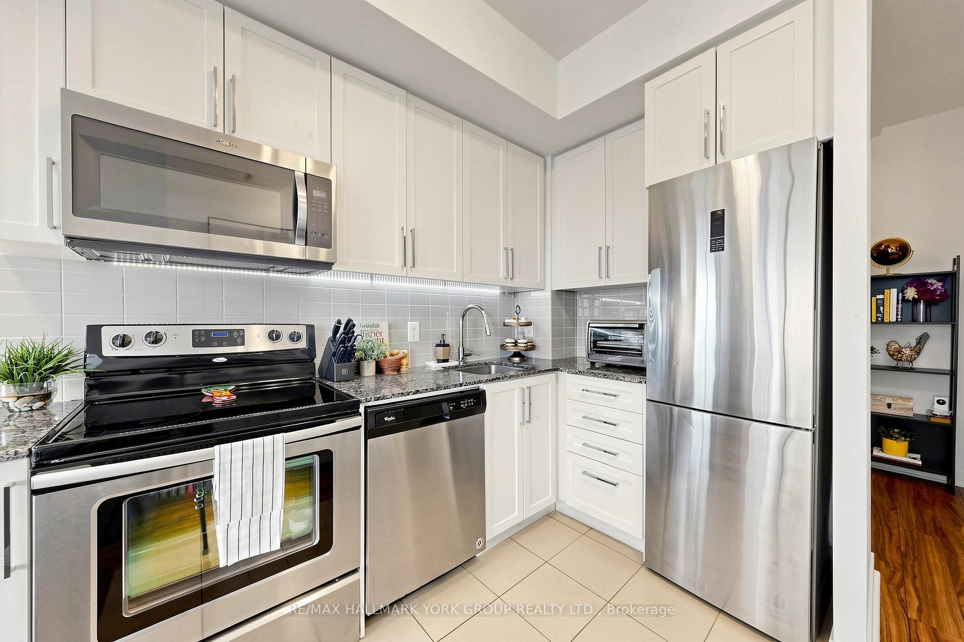 Photo 8 of Unit 612, 840 Queen's Plate Drive, Etobicoke, West Humber-Clairville — HOMEH