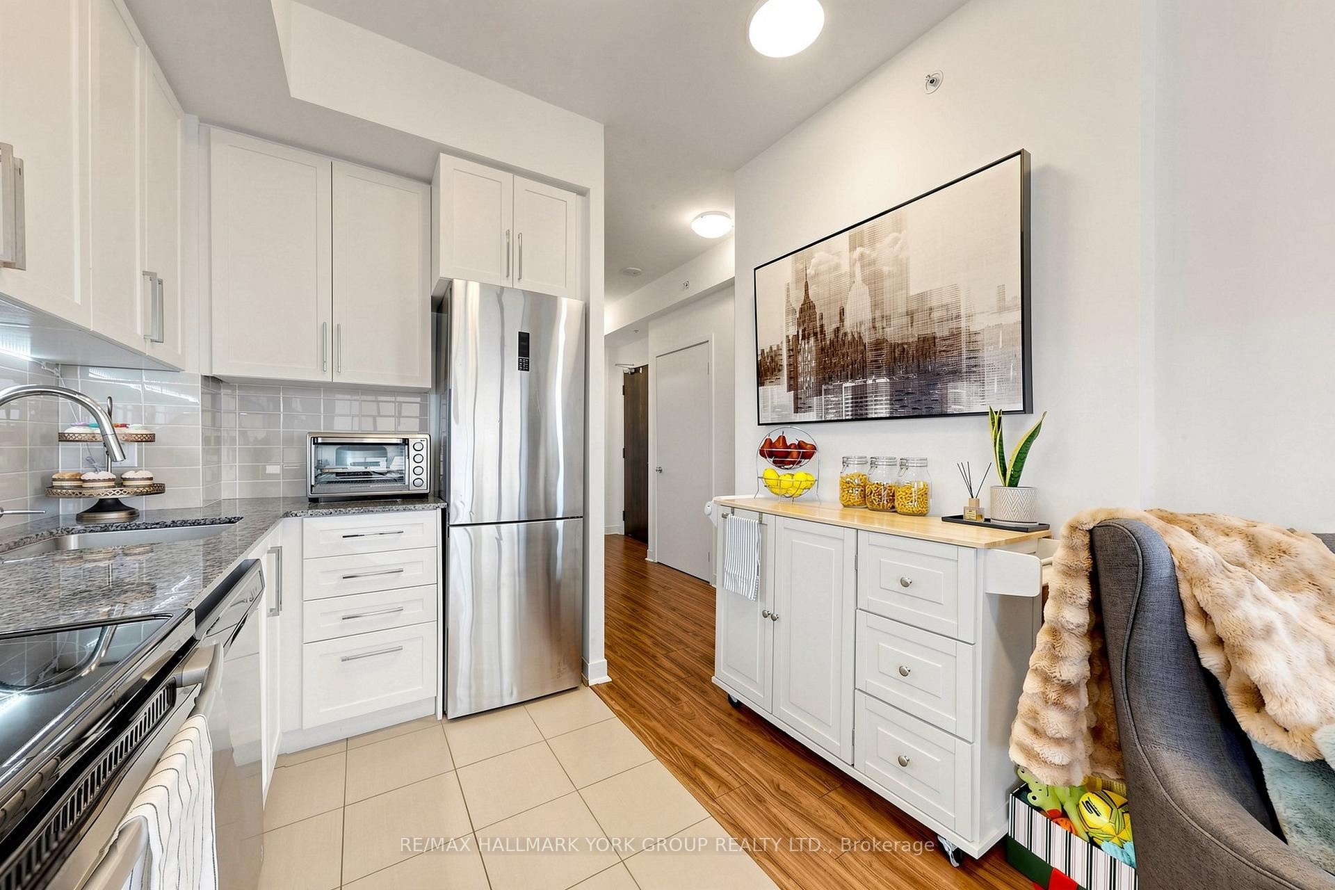 Photo 9 of Unit 612, 840 Queen's Plate Drive, Etobicoke, West Humber-Clairville — HOMEH