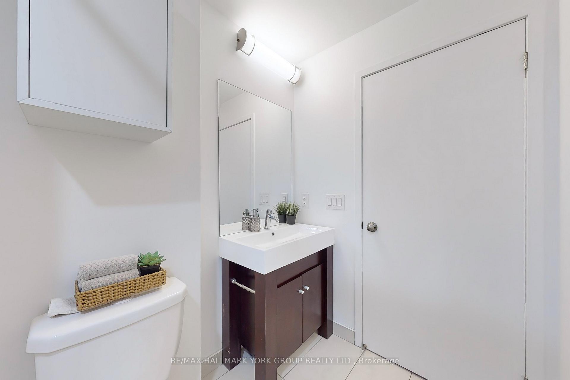 Photo 14 of Unit 612, 840 Queen's Plate Drive, Etobicoke, West Humber-Clairville — HOMEH