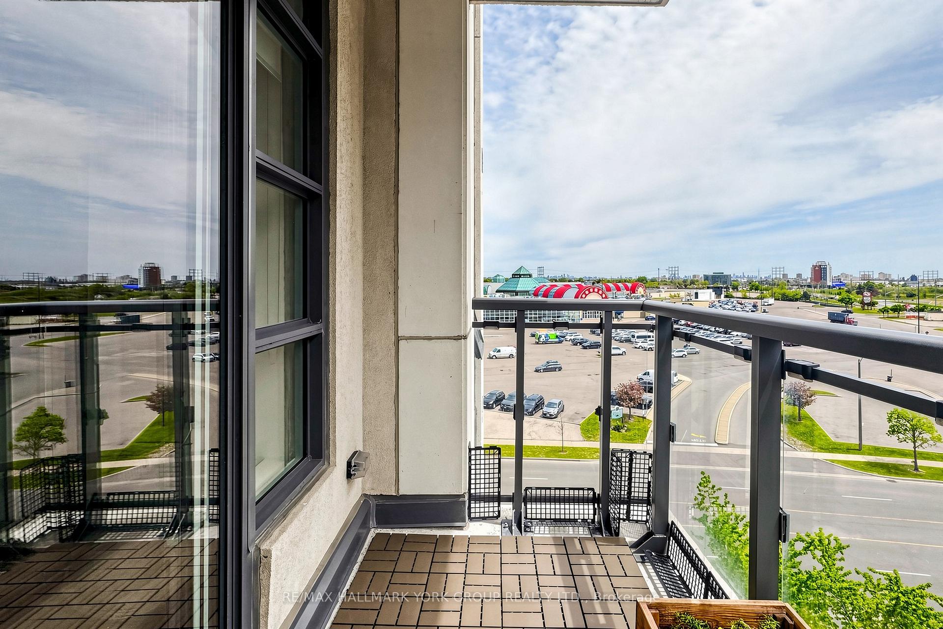 Photo 19 of Unit 612, 840 Queen's Plate Drive, Etobicoke, West Humber-Clairville — HOMEH