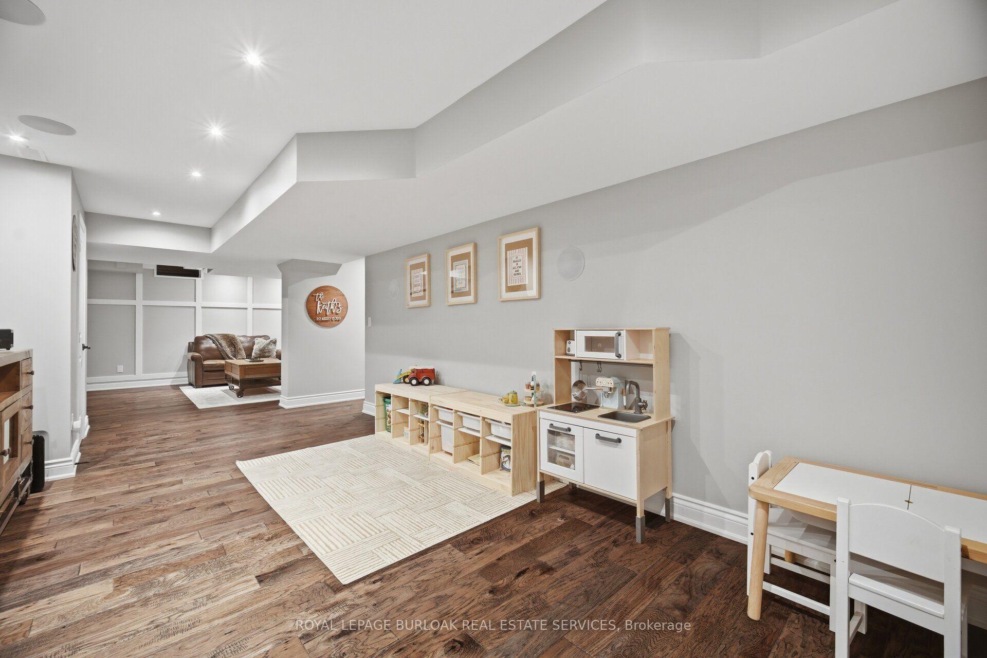 Photo 34 of 413 Kincardine Terrace, Milton, Scott — HOMEH