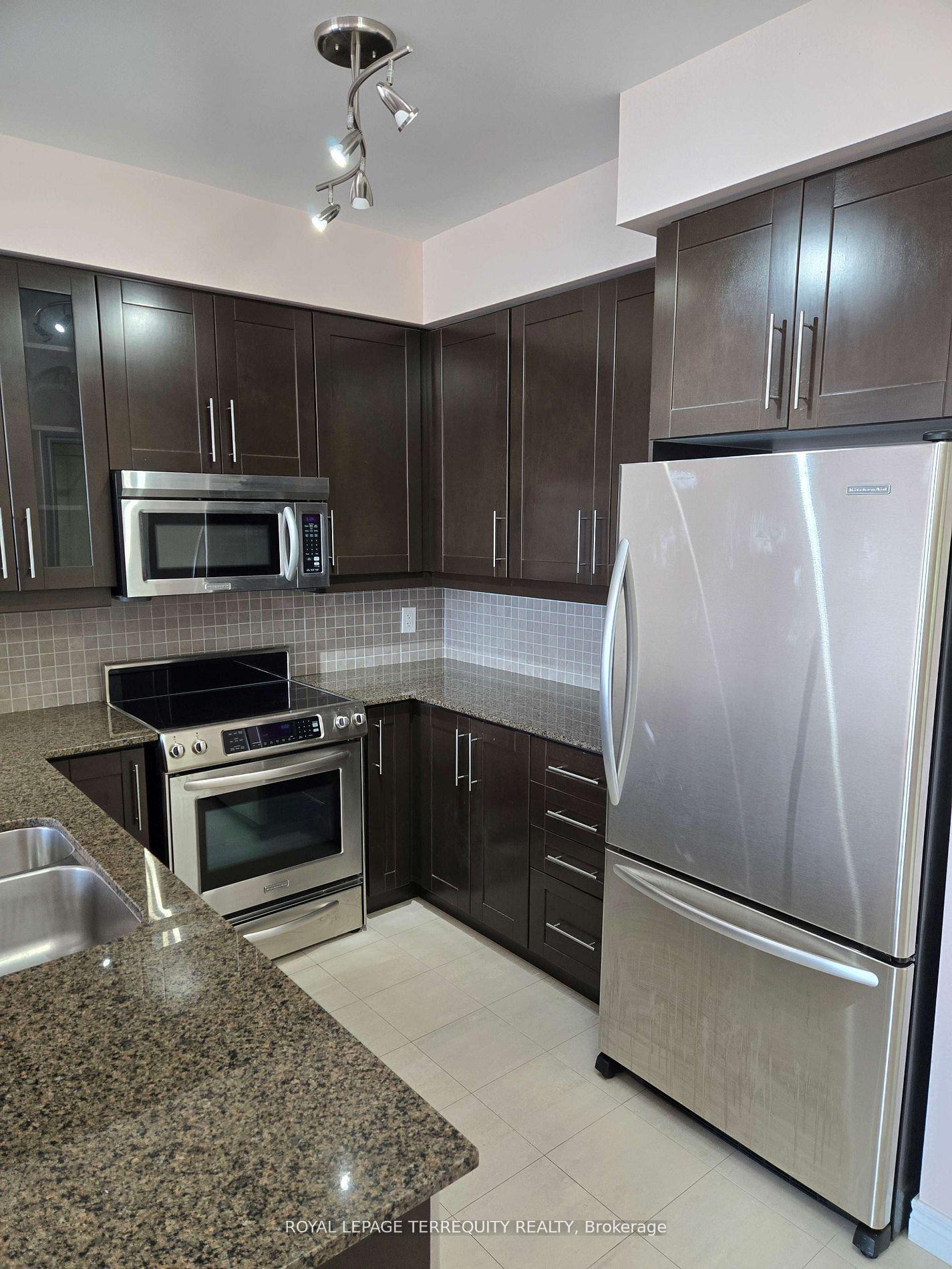 Photo 23 of Unit 1606, 736 Spadina Avenue, Toronto, University — HOMEH