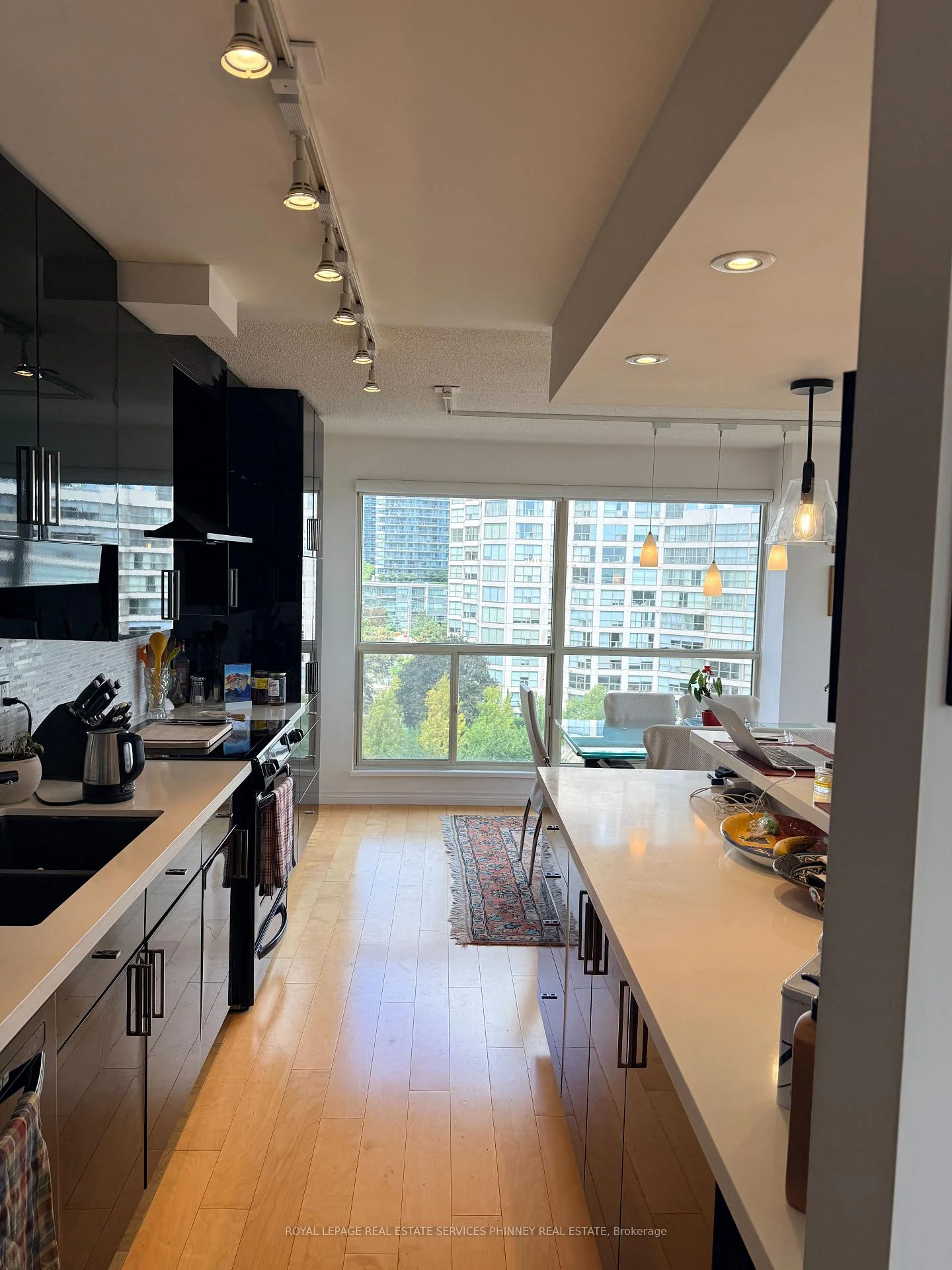 Photo 15 of Unit 802, 2267 Lake Shore Boulevard, Etobicoke, Mimico — HOMEH