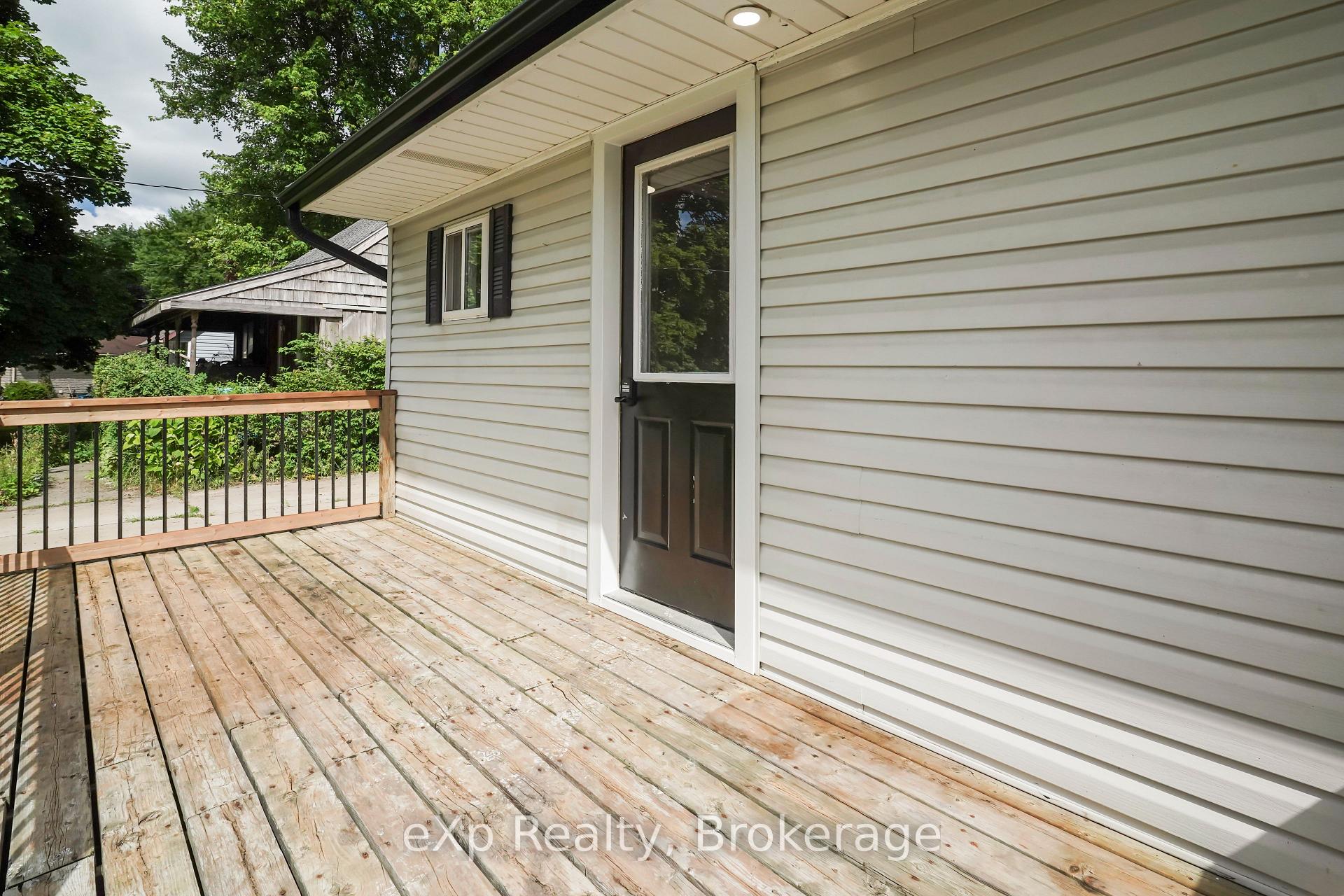 Photo 5 of 84 Victoria Boulevard, Huron East, Vanastra — HOMEH