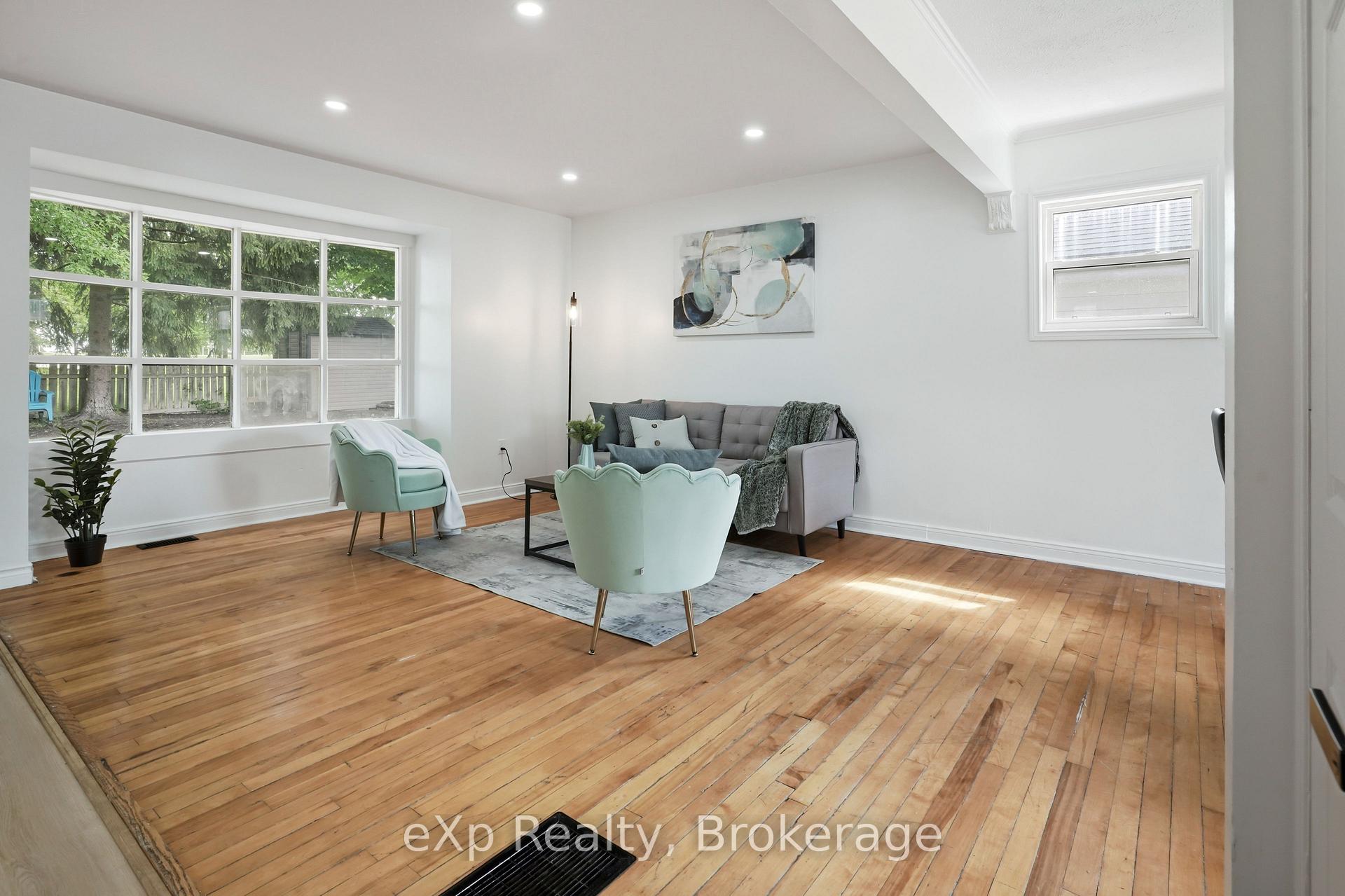 Photo 13 of 84 Victoria Boulevard, Huron East, Vanastra — HOMEH