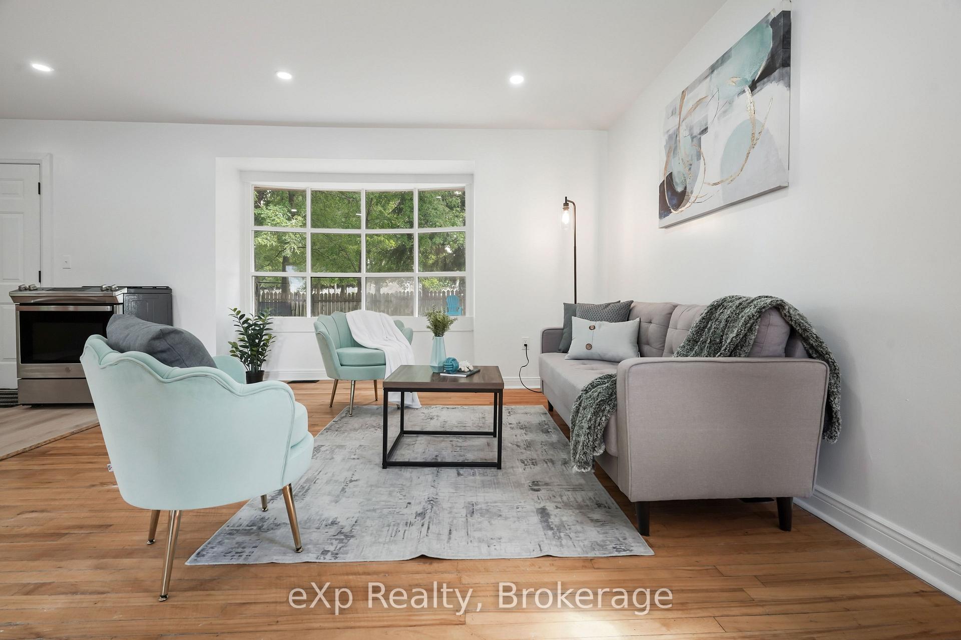 Photo 15 of 84 Victoria Boulevard, Huron East, Vanastra — HOMEH