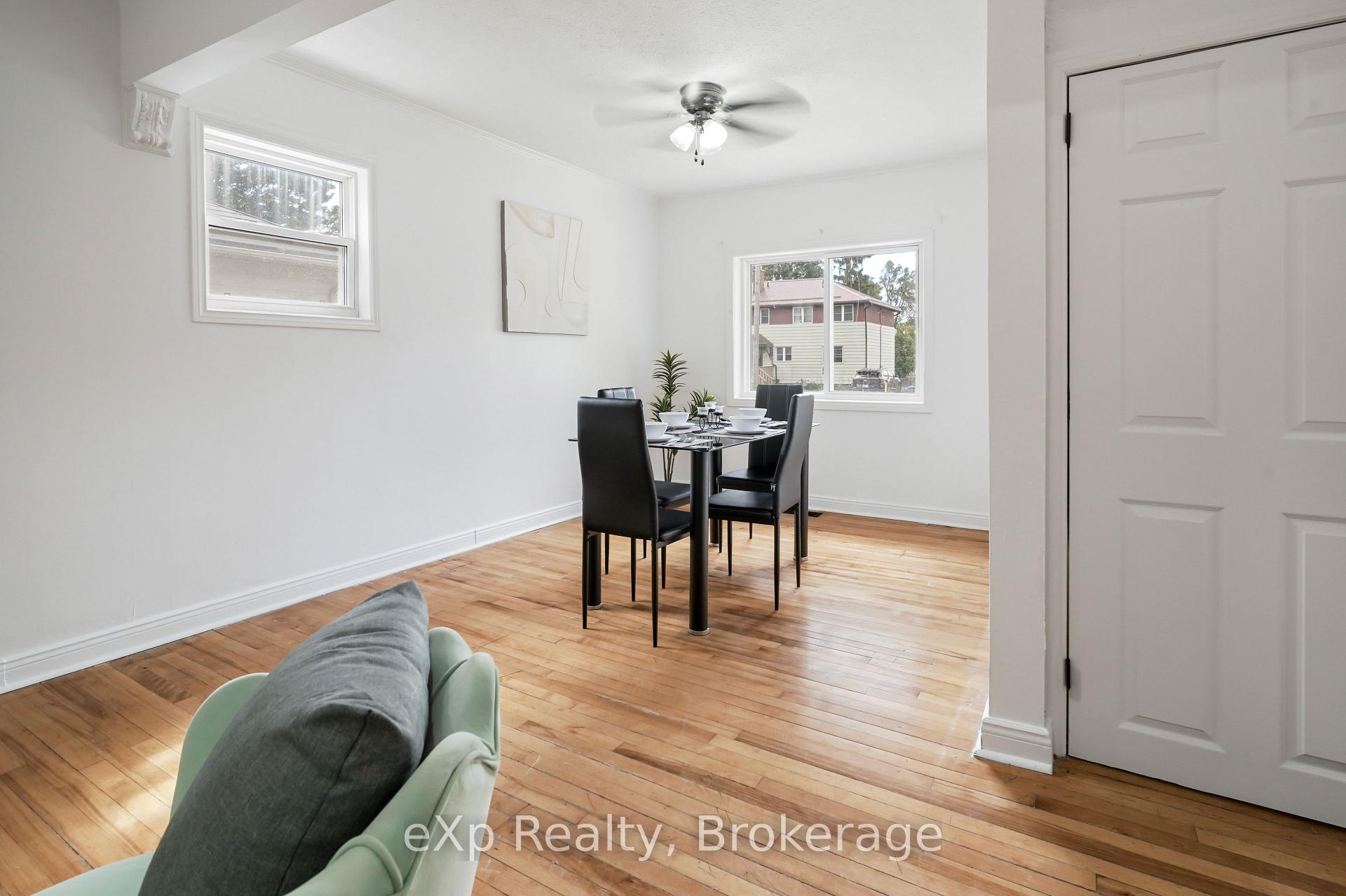 Photo 16 of 84 Victoria Boulevard, Huron East, Vanastra — HOMEH