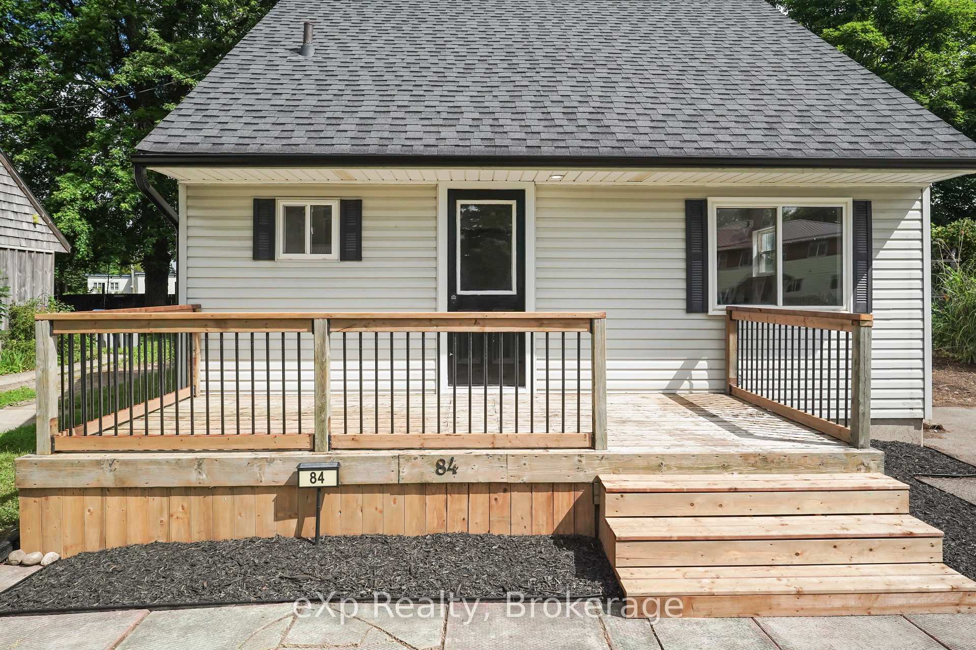 Photo 31 of 84 Victoria Boulevard, Huron East, Vanastra — HOMEH