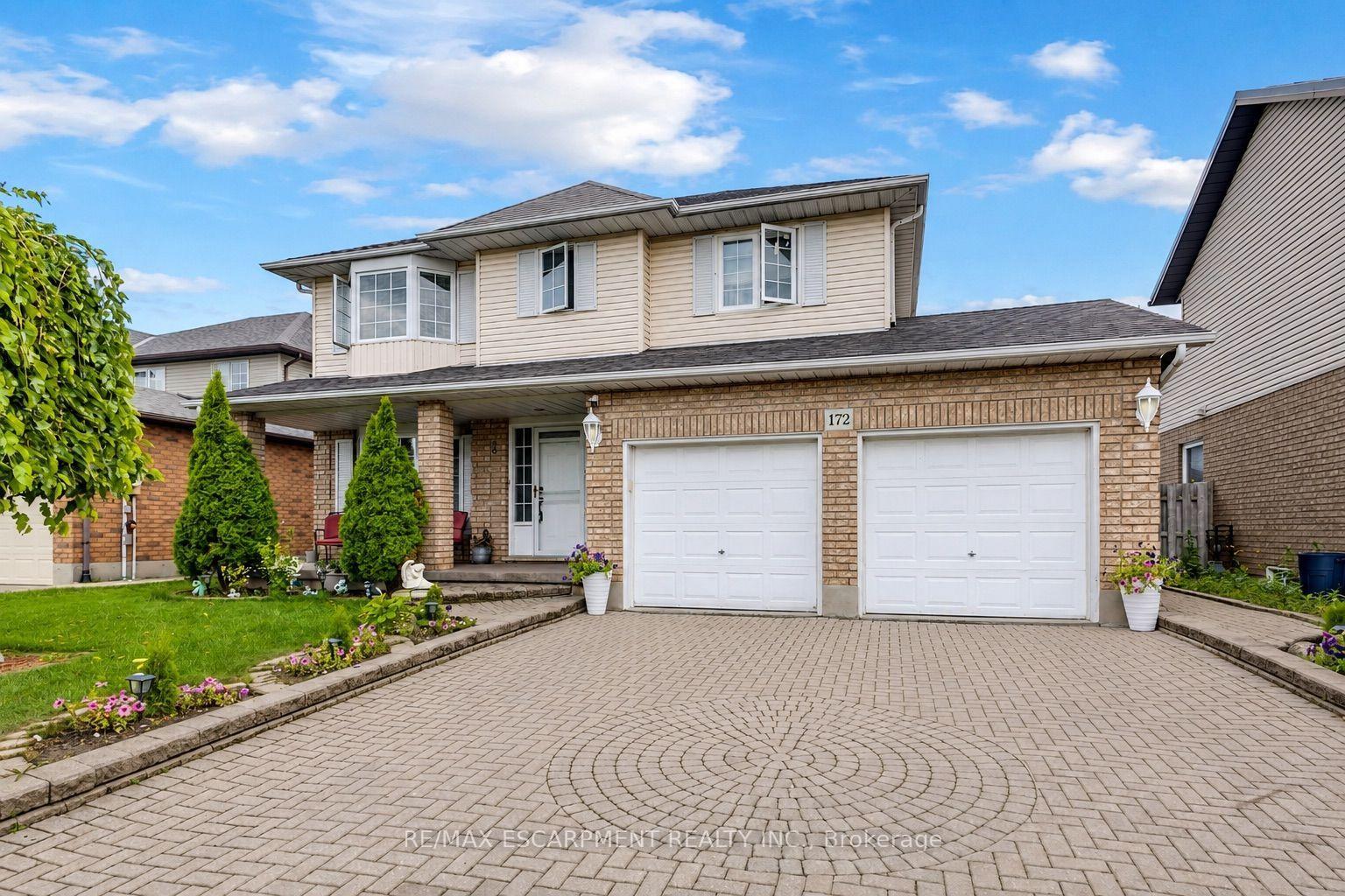 Photo 3 of 172 Alderlea Avenue, Hamilton, Mount Hope — HOMEH