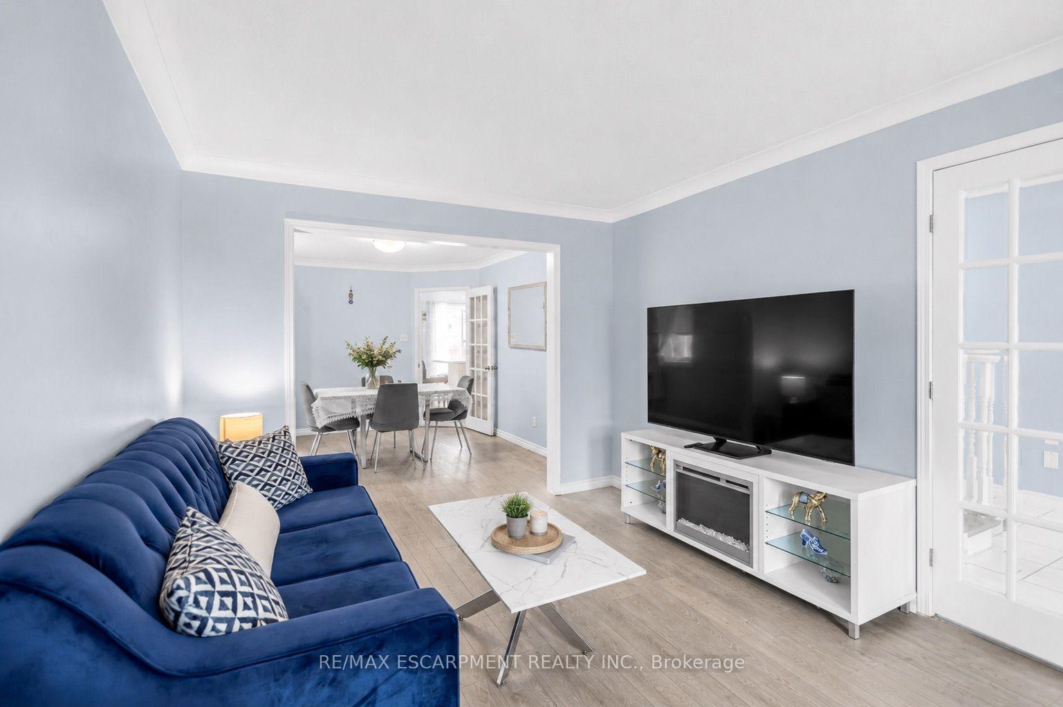 Photo 9 of 172 Alderlea Avenue, Hamilton, Mount Hope — HOMEH