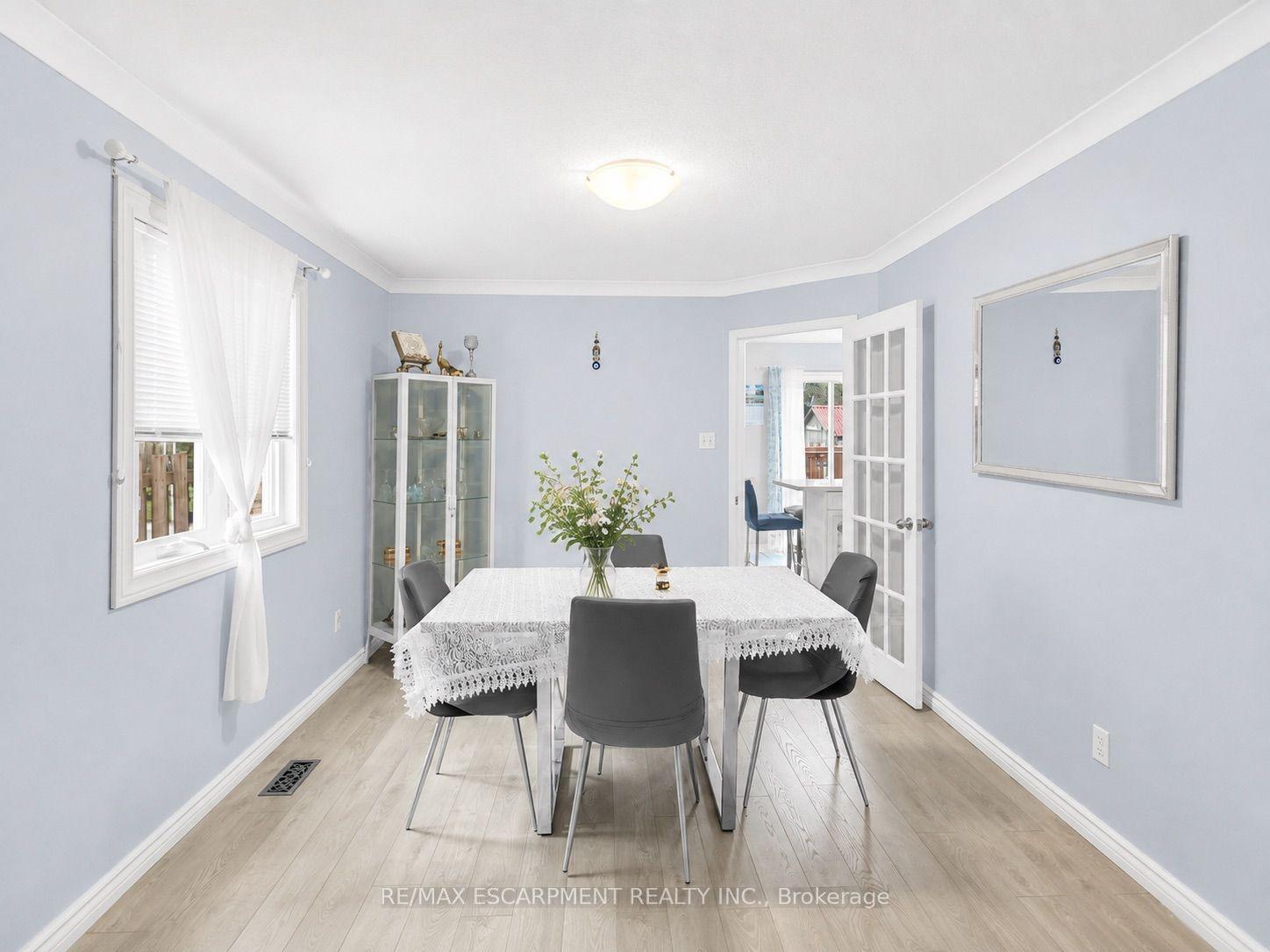 Photo 11 of 172 Alderlea Avenue, Hamilton, Mount Hope — HOMEH