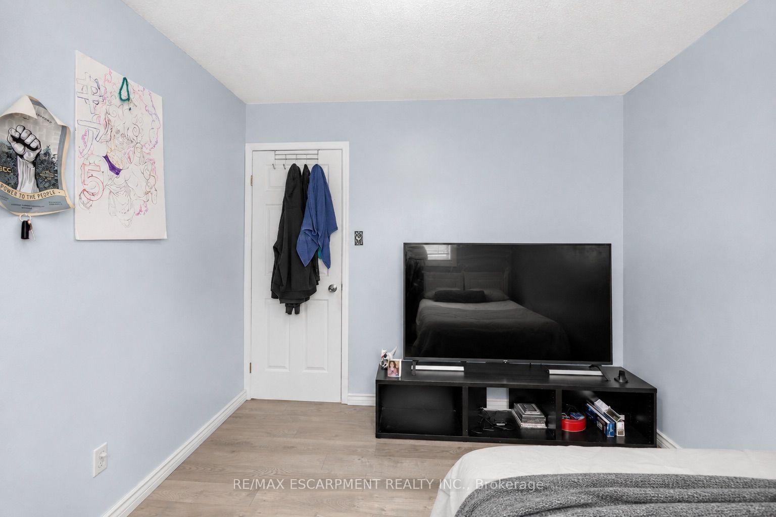 Photo 28 of 172 Alderlea Avenue, Hamilton, Mount Hope — HOMEH