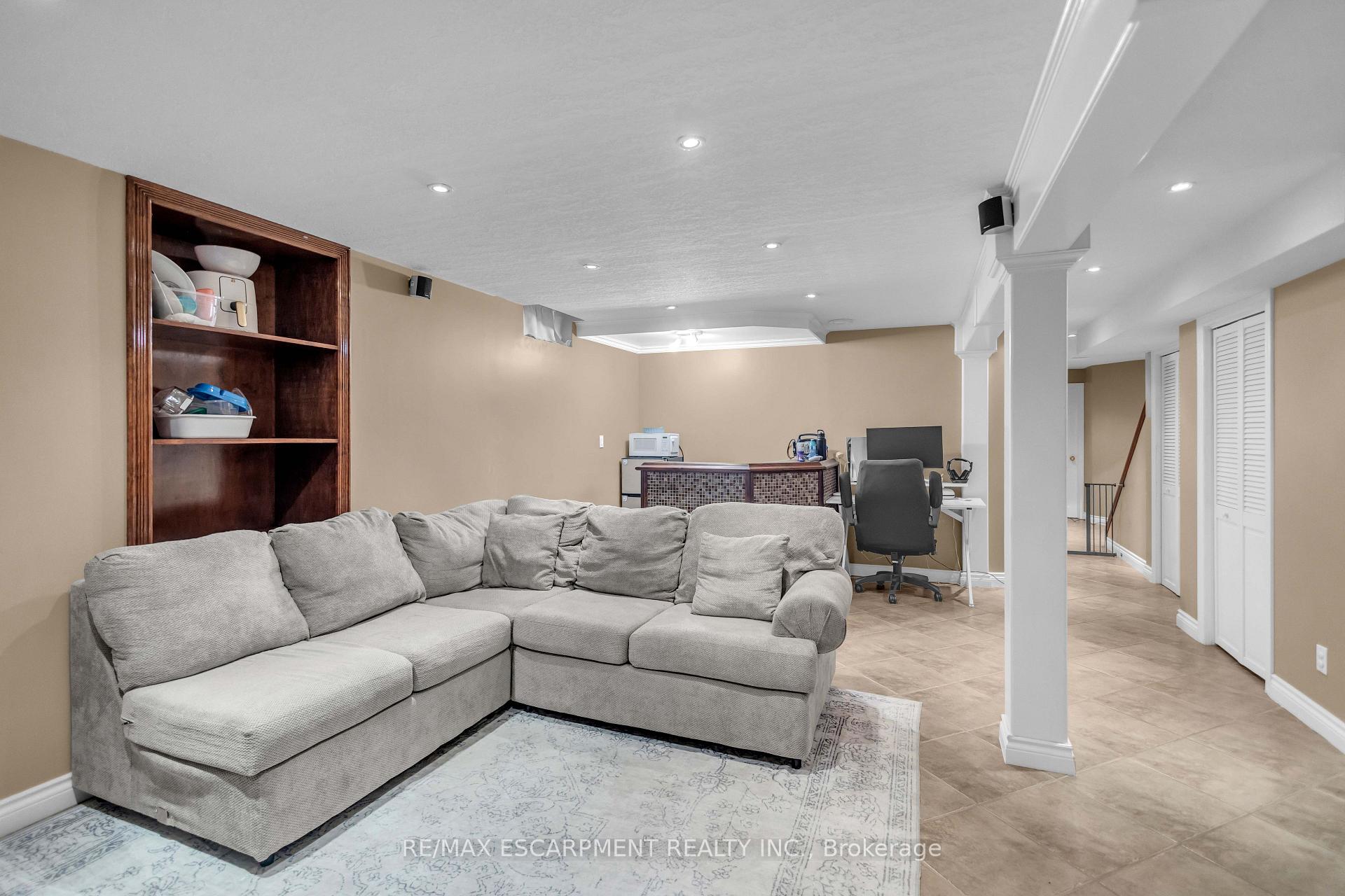 Photo 34 of 172 Alderlea Avenue, Hamilton, Mount Hope — HOMEH