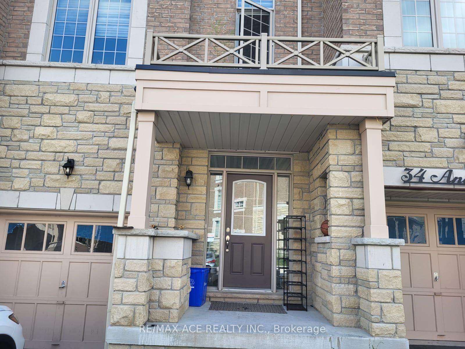 Front of 32 Andress Way