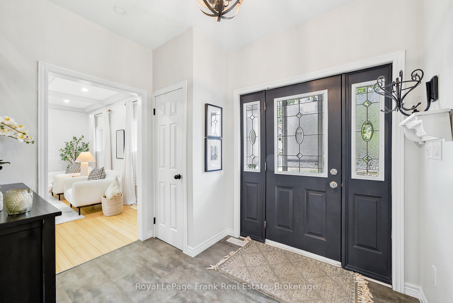 Photo 6 of 246 Cochrane Street, Scugog, Port Perry — HOMEH