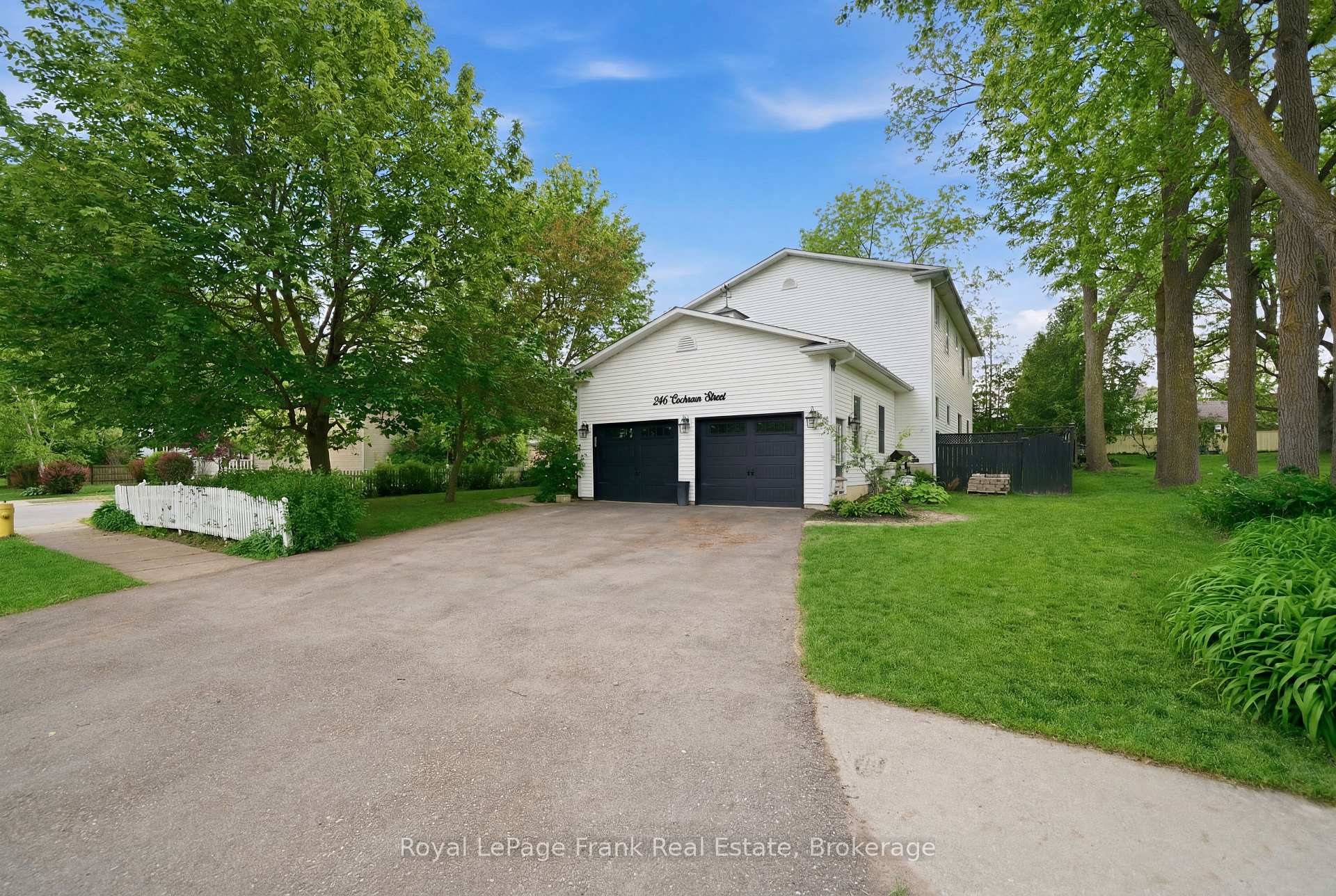 Photo 48 of 246 Cochrane Street, Scugog, Port Perry — HOMEH