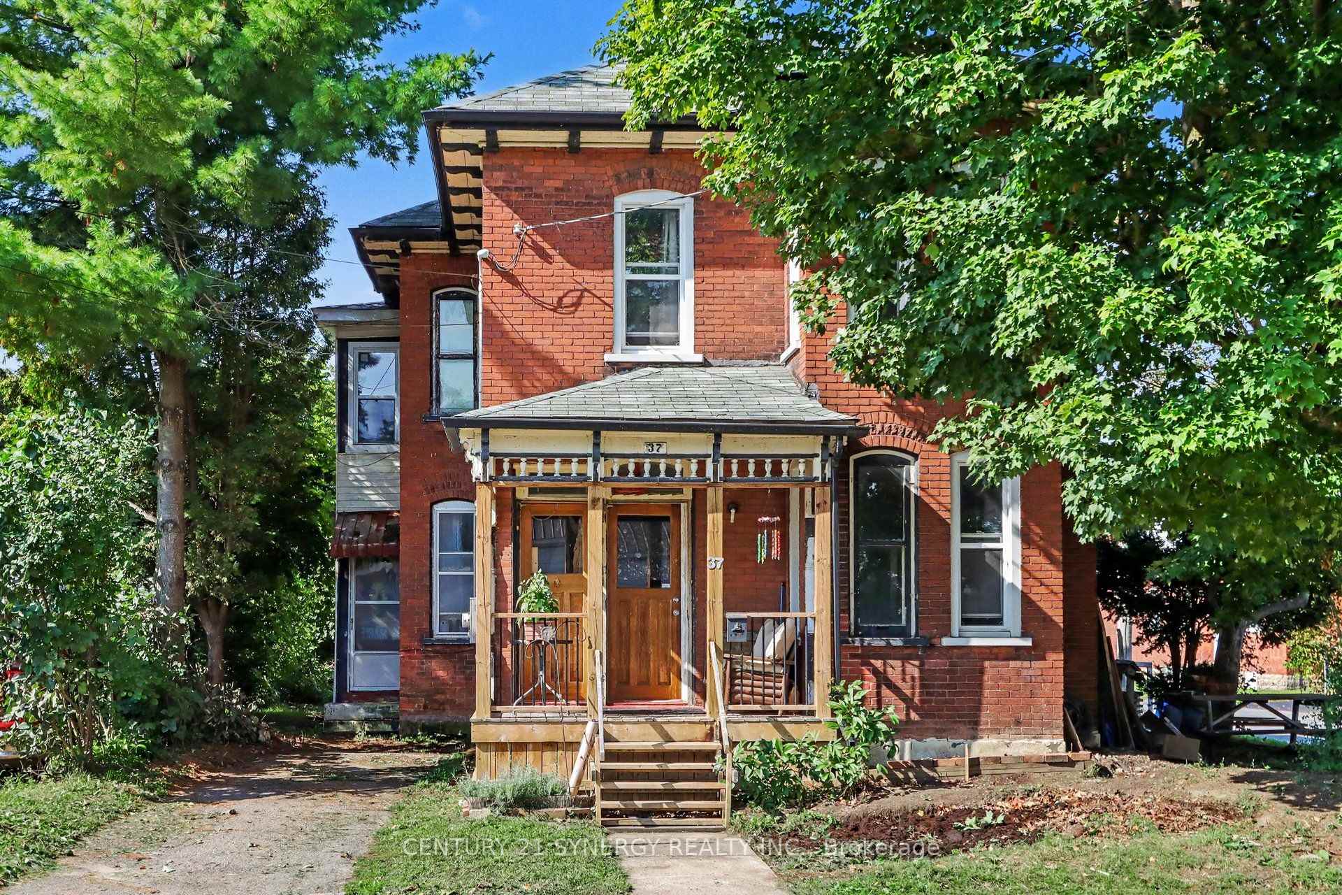 Photo of 37 Smiths Falls Avenue