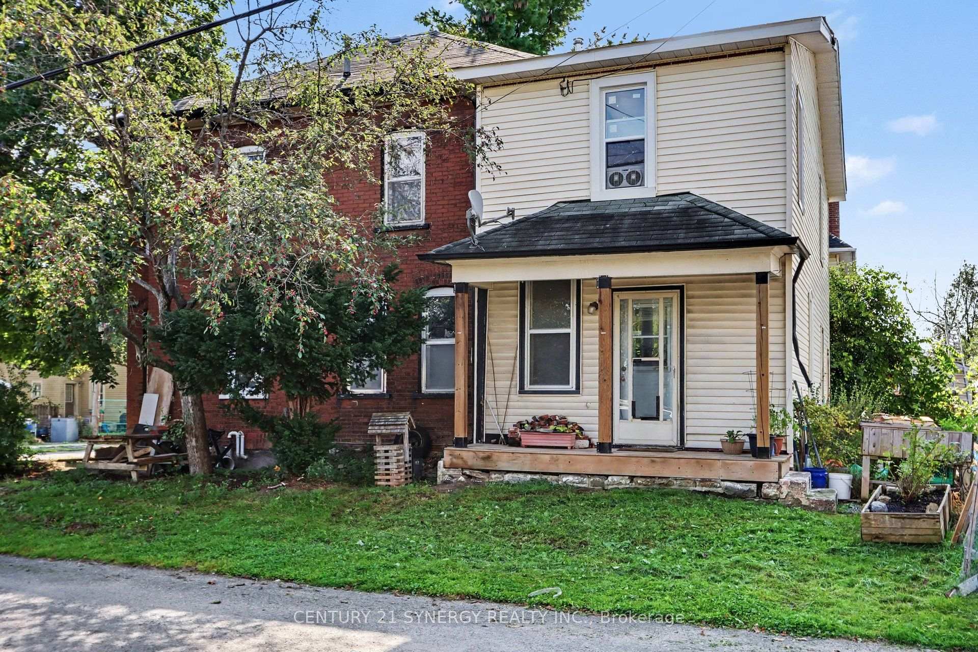 Photo 28 of 37 Smiths Falls Avenue, Smiths Falls, Smiths Falls — HOMEH