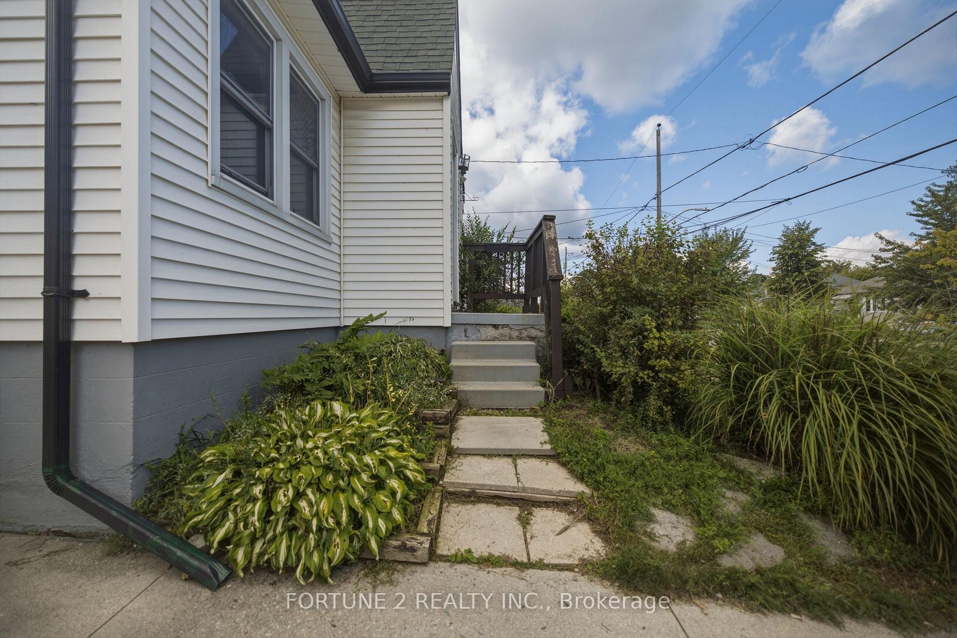 Photo 7 of 119 Alexandra Street, London, South H — HOMEH