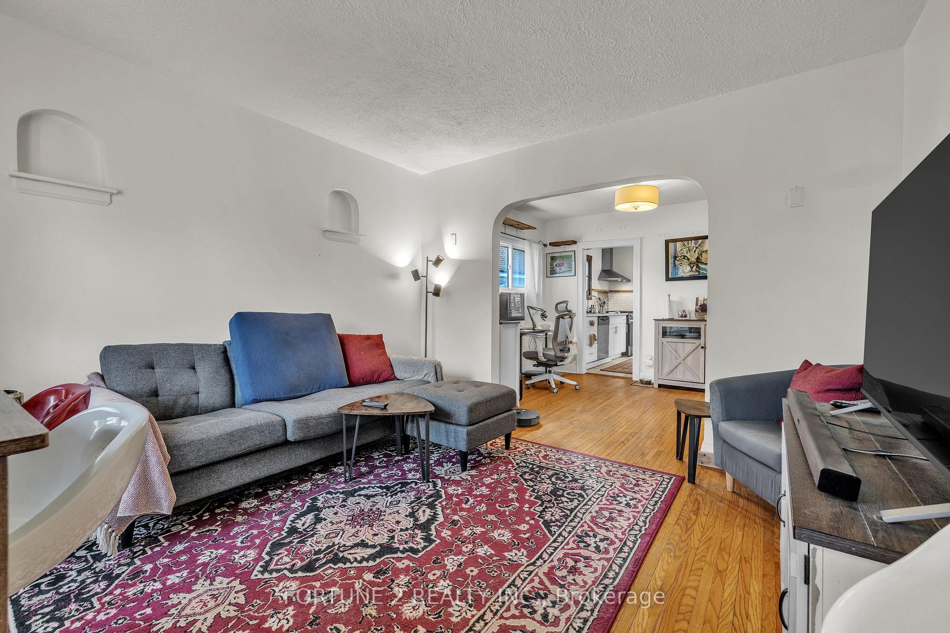 Photo 9 of 119 Alexandra Street, London, South H — HOMEH