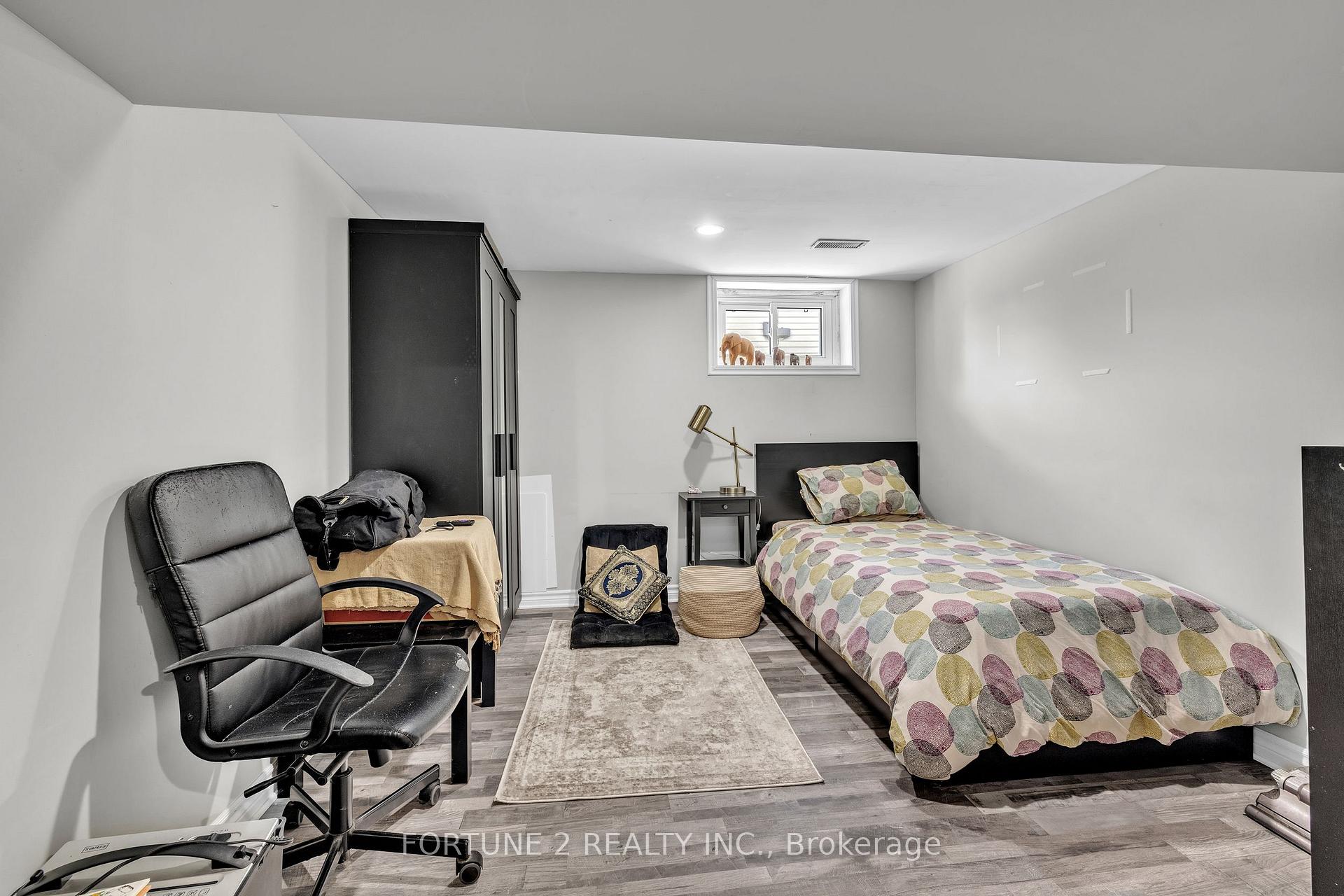 Photo 24 of 119 Alexandra Street, London, South H — HOMEH