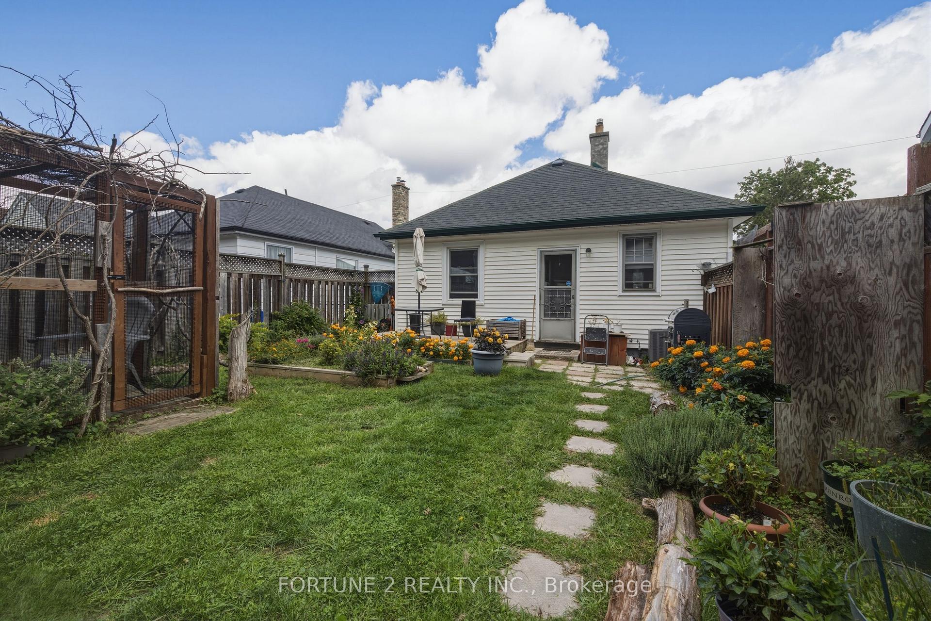 Photo 32 of 119 Alexandra Street, London, South H — HOMEH