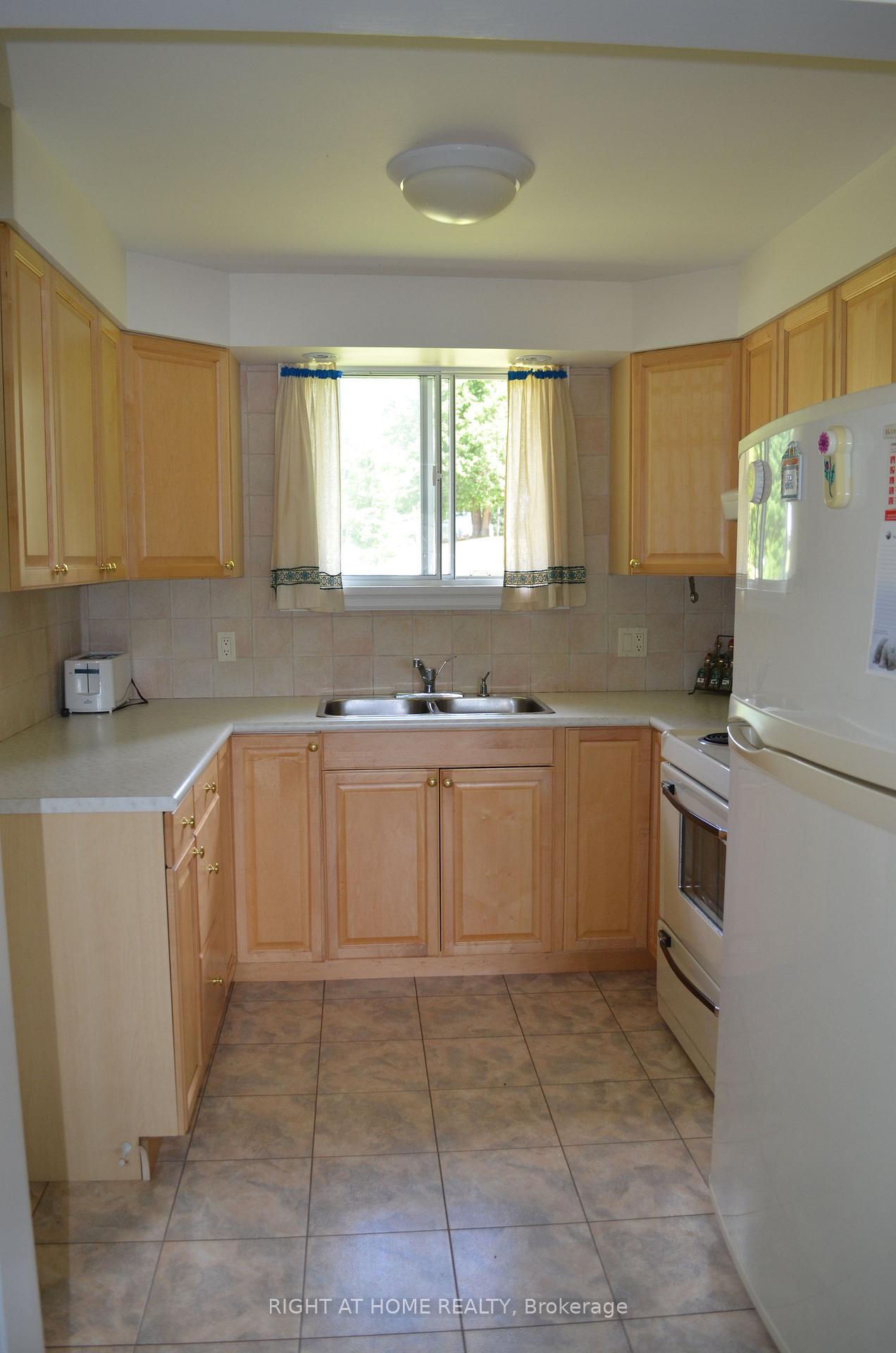Photo 12 of 37 Willards Lane, Parry Sound Remote Area, Lount — HOMEH