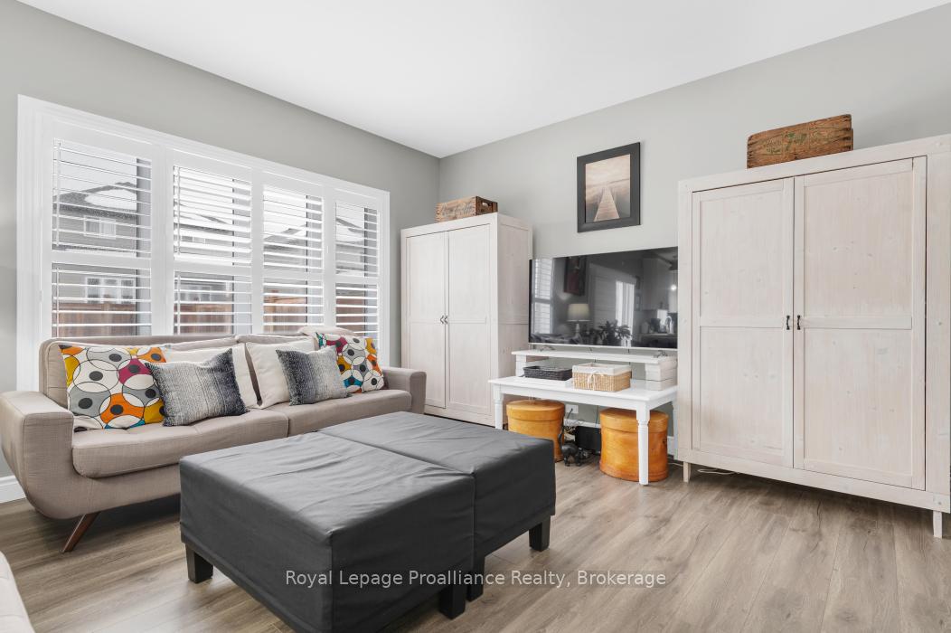 Photo 10 of 49 Redwood Drive, Belleville, Thurlow Ward — HOMEH