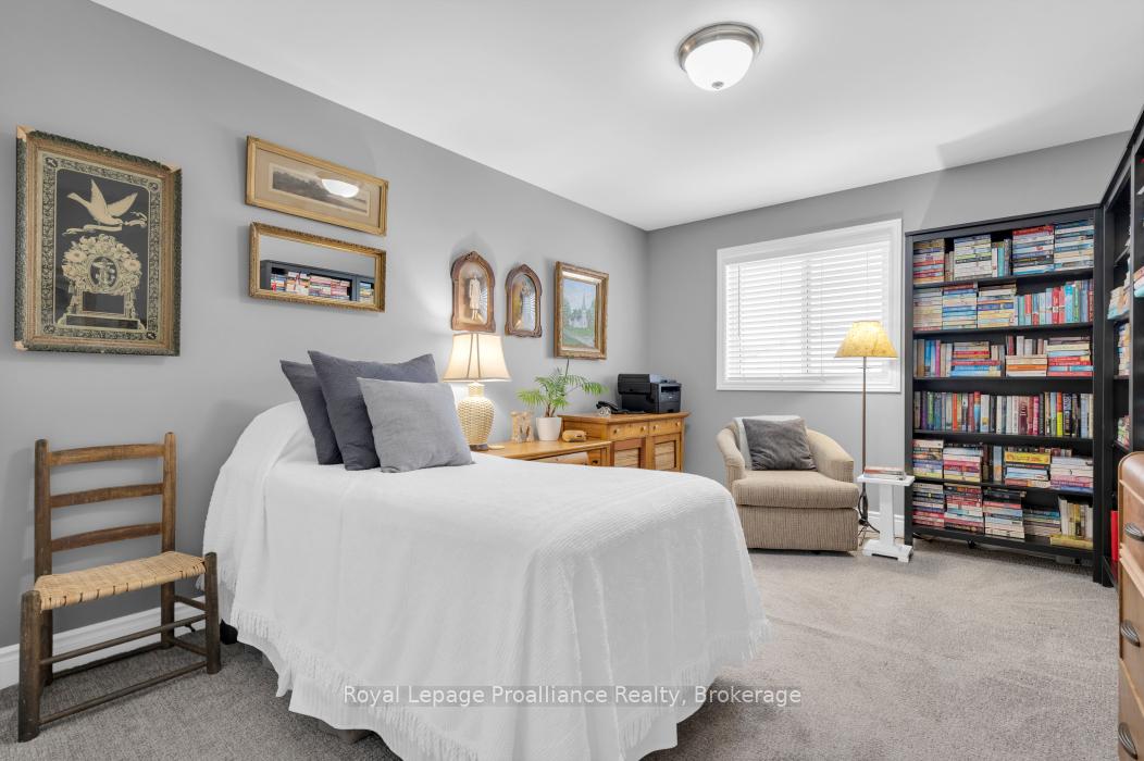 Photo 21 of 49 Redwood Drive, Belleville, Thurlow Ward — HOMEH